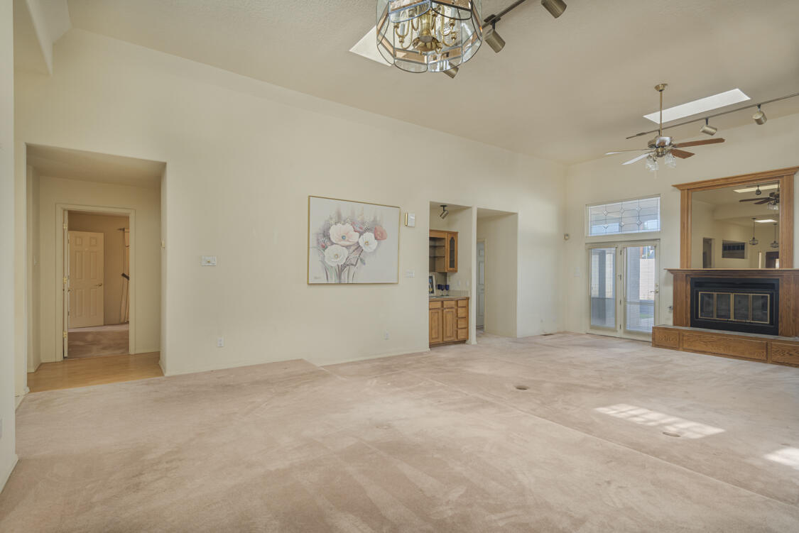 9201 Flushing Meadows Drive NE