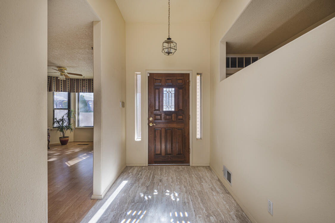 9201 Flushing Meadows Drive NE