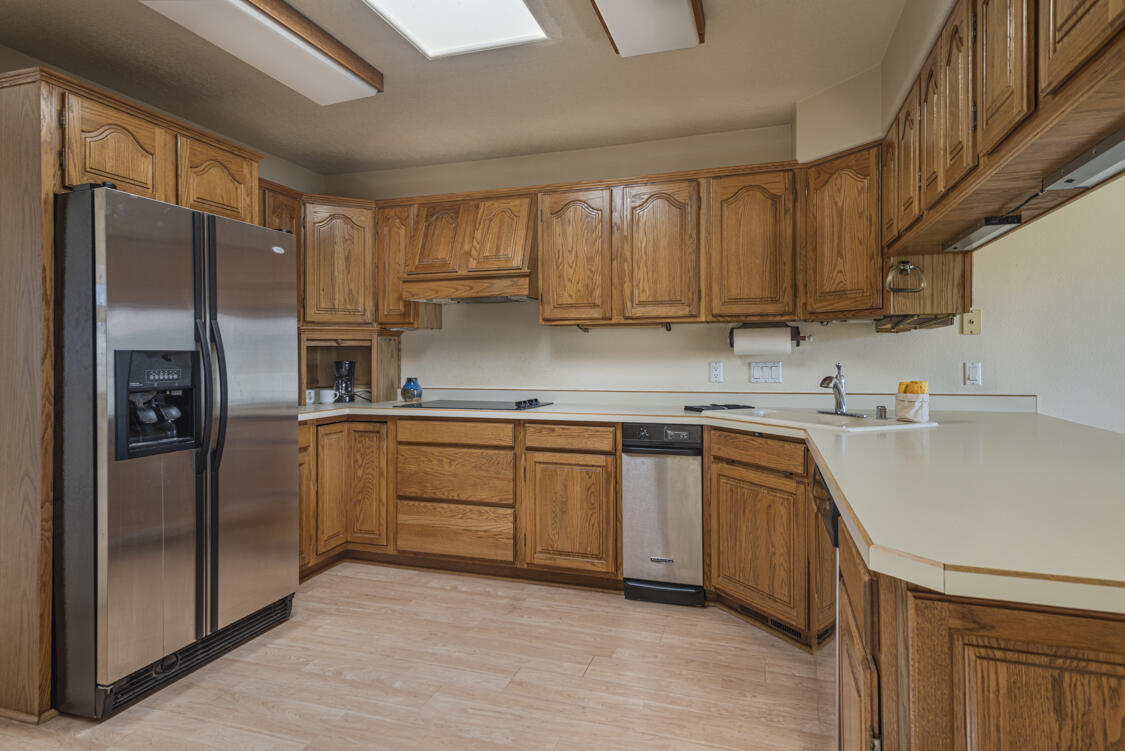 9201 Flushing Meadows Drive NE