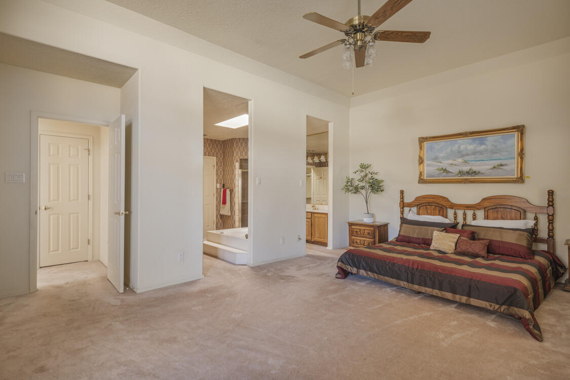 9201 Flushing Meadows Drive NE