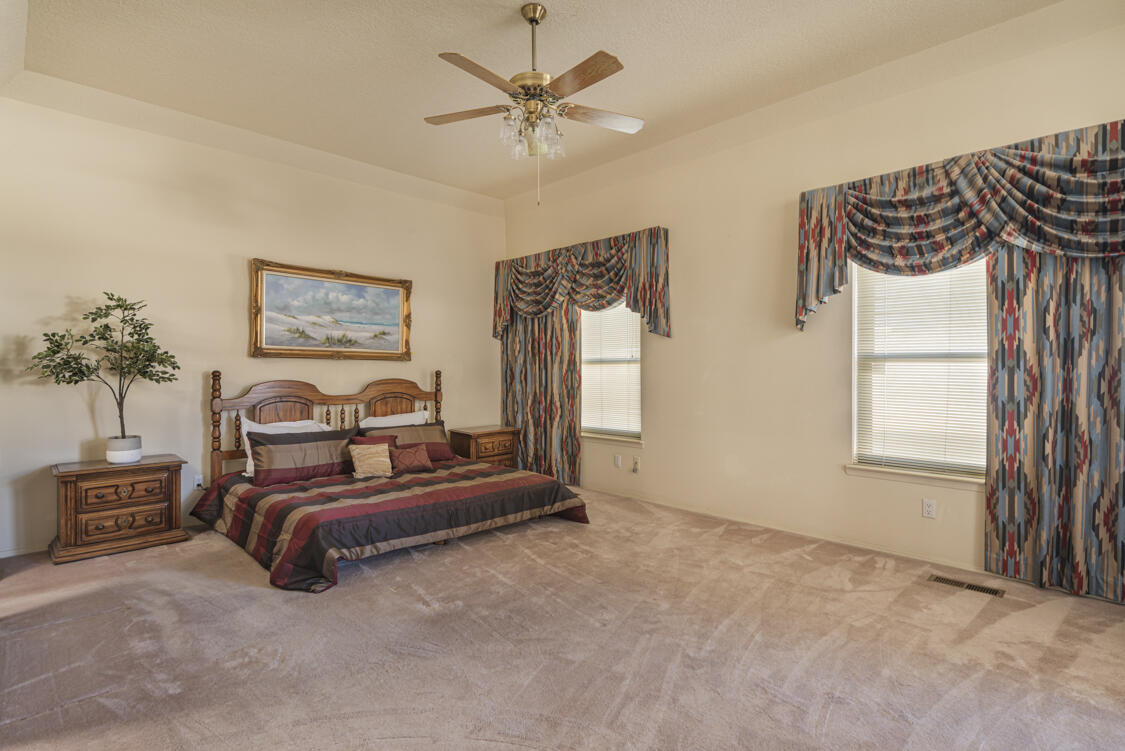 9201 Flushing Meadows Drive NE