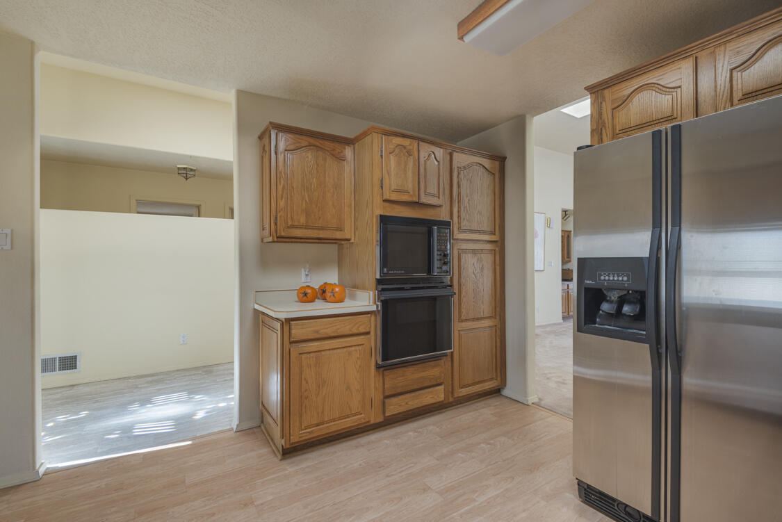 9201 Flushing Meadows Drive NE