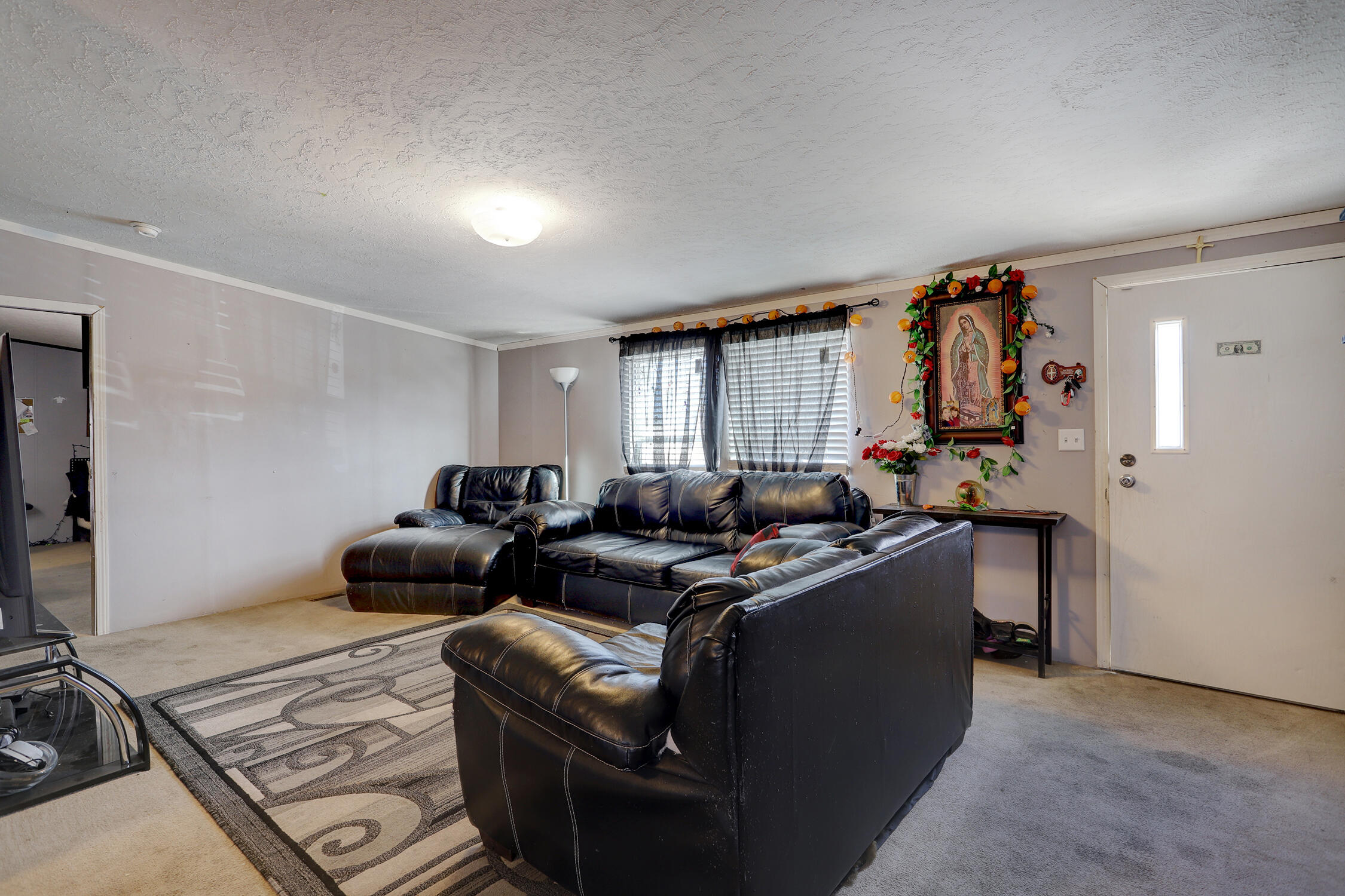 3814 Margerita Court SW