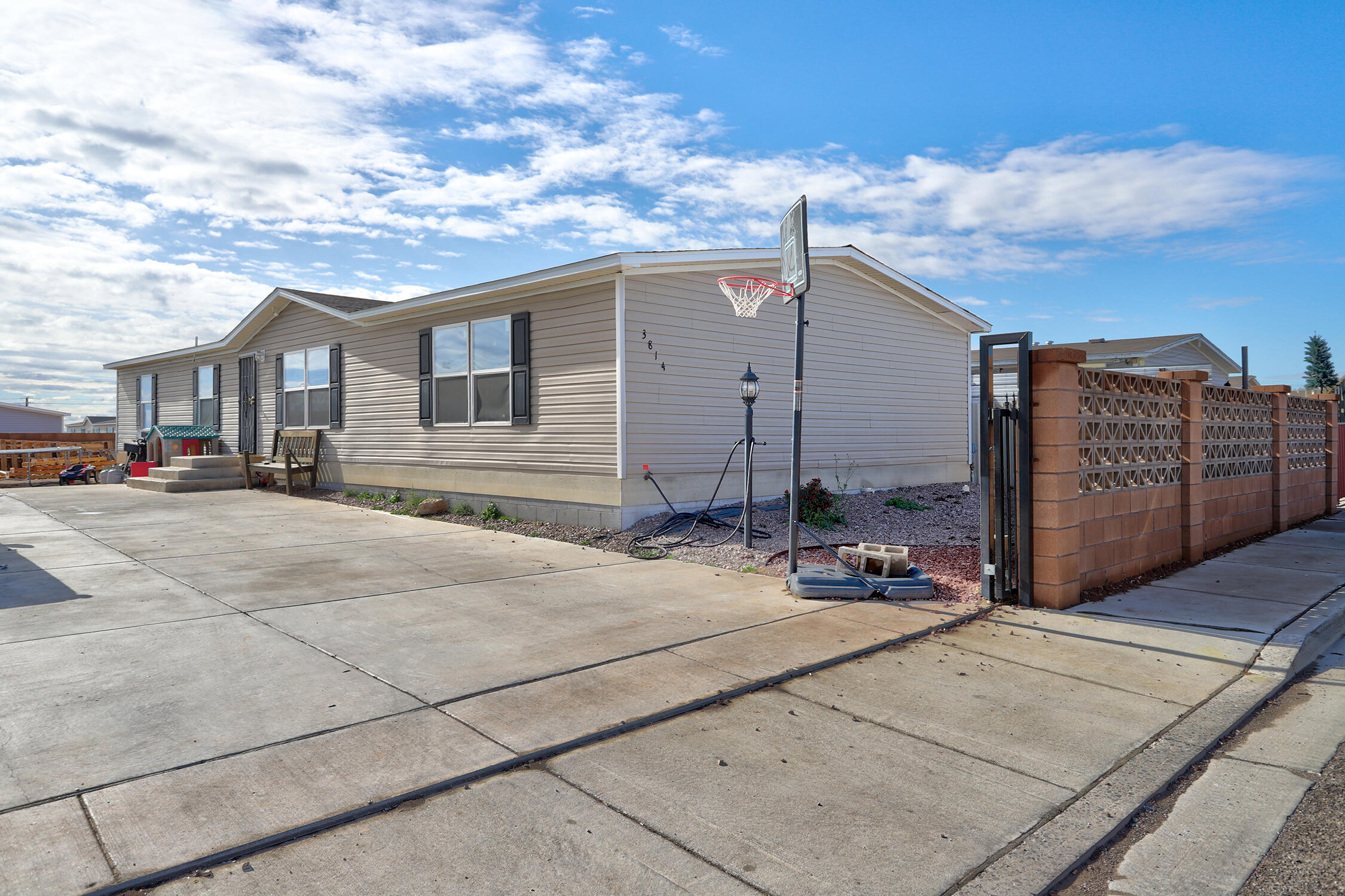 3814 Margerita Court SW