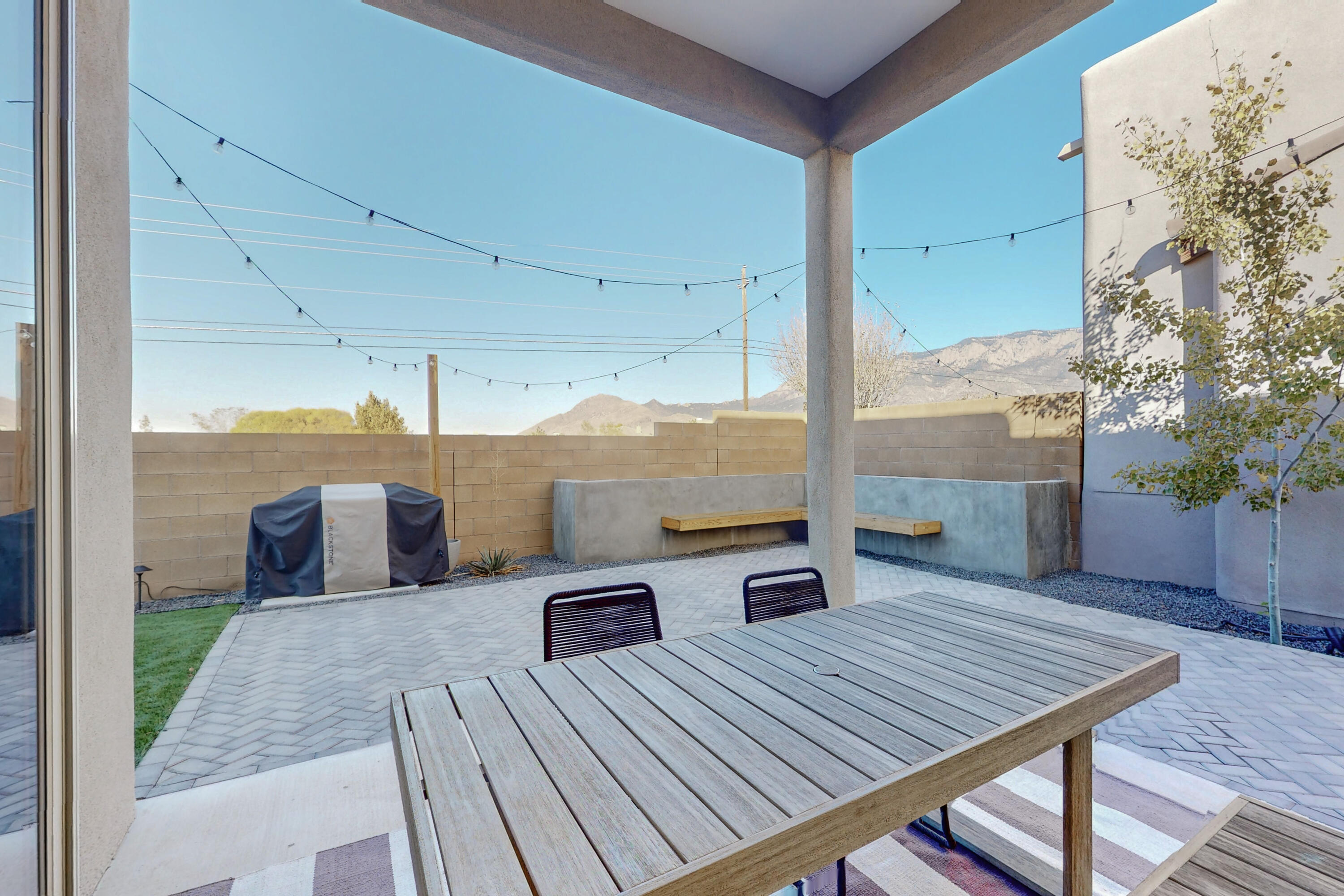 9917 Cielito Norte Way NE