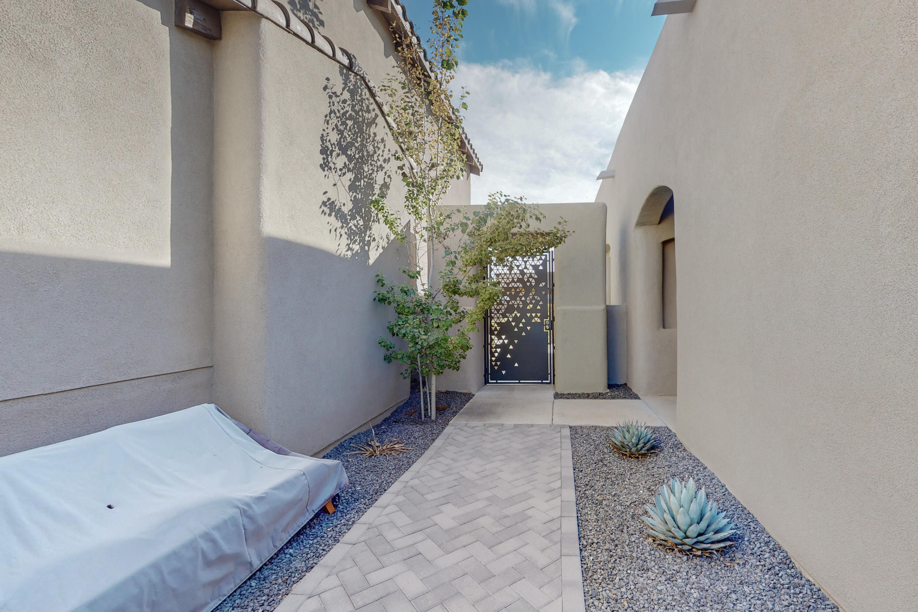 9917 Cielito Norte Way NE