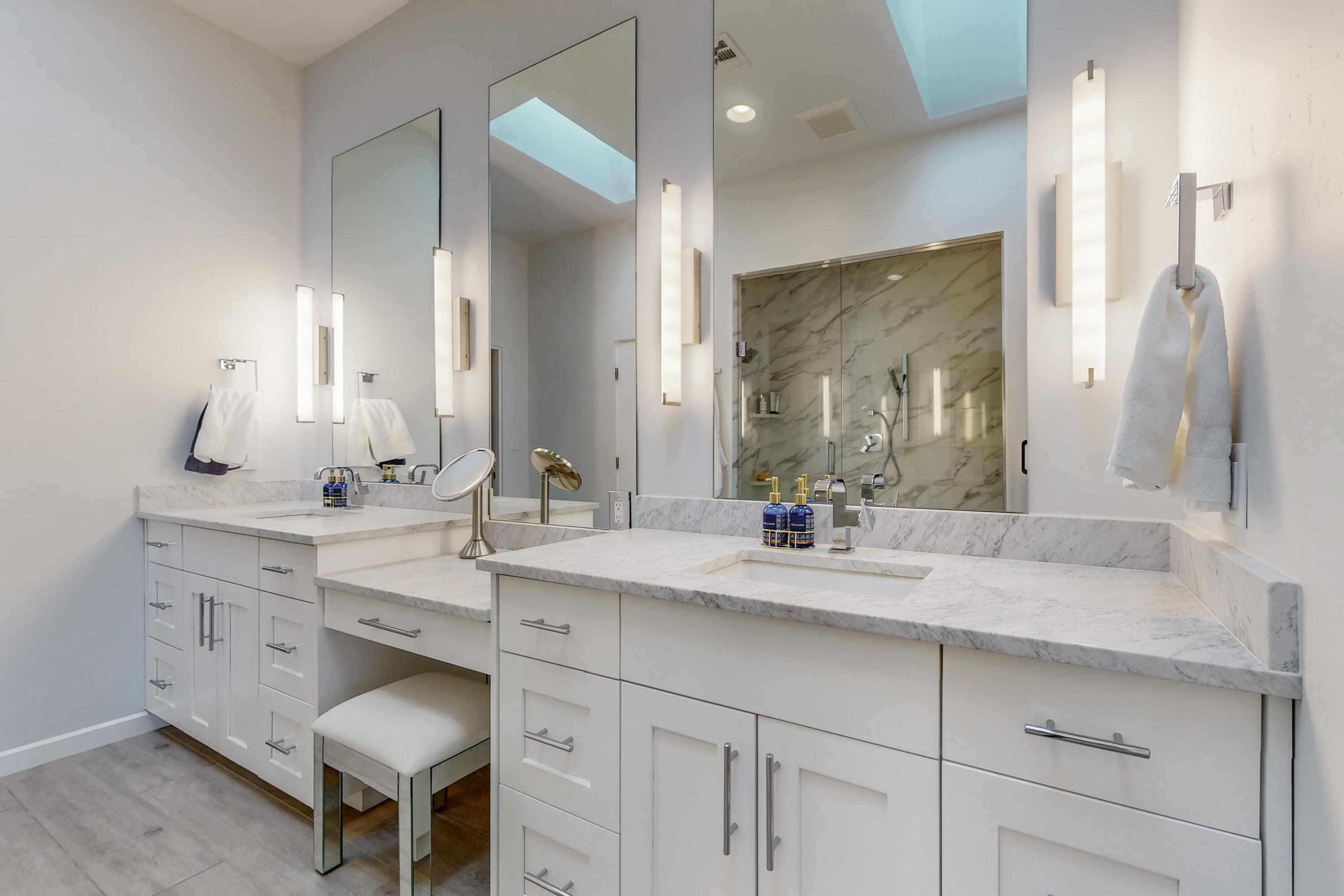 9917 Cielito Norte Way NE