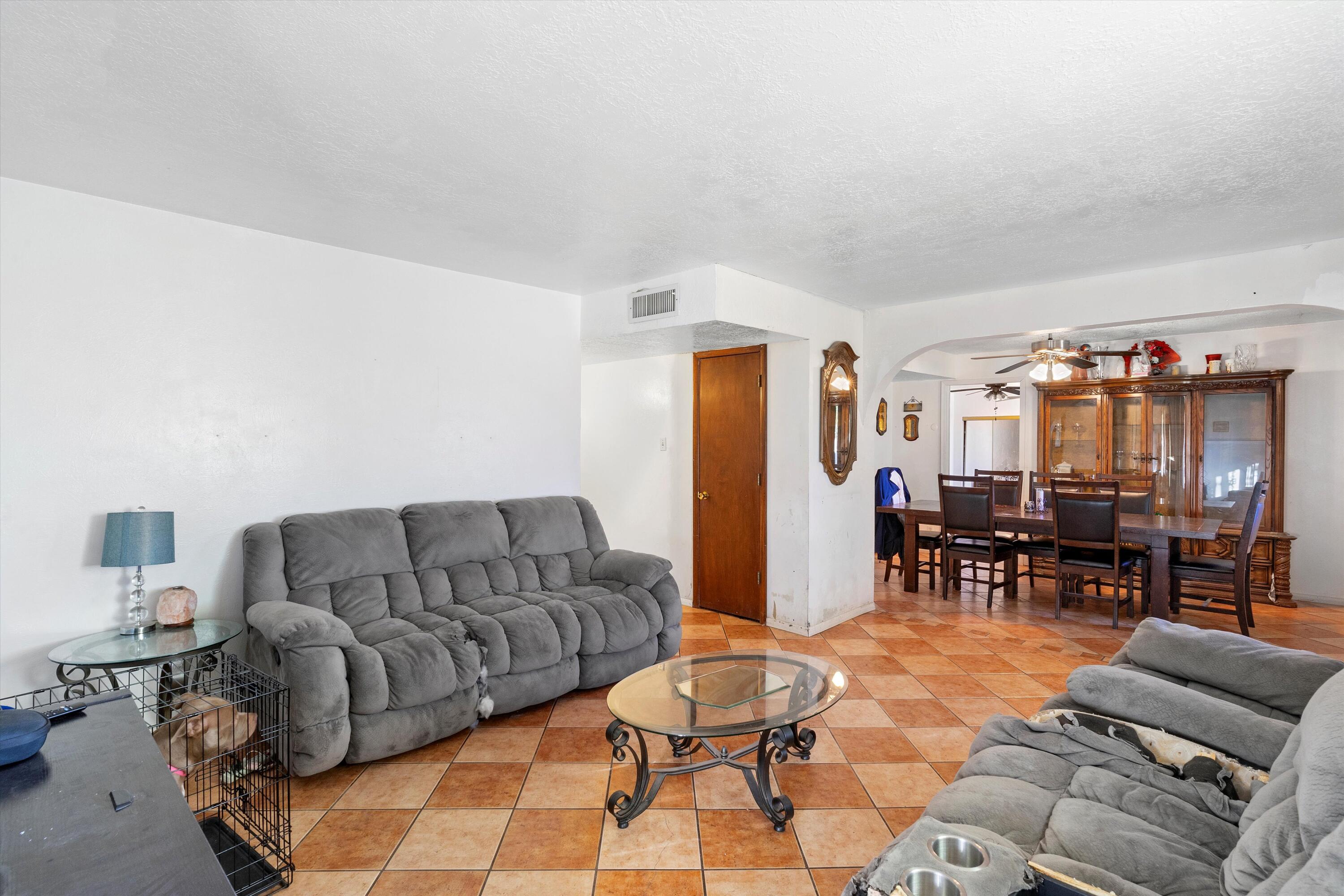 3732 Miller Circle NW