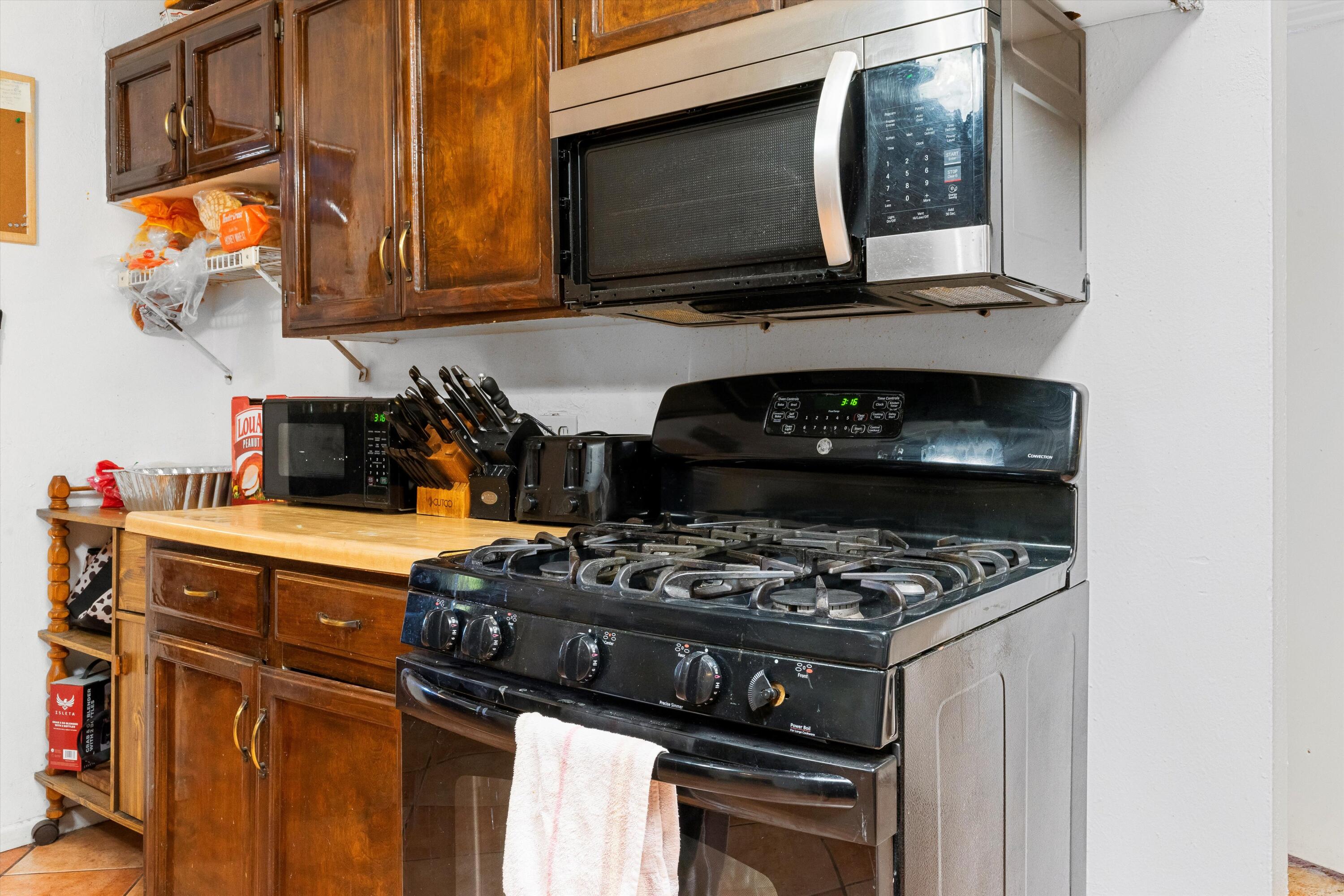 3732 Miller Circle NW