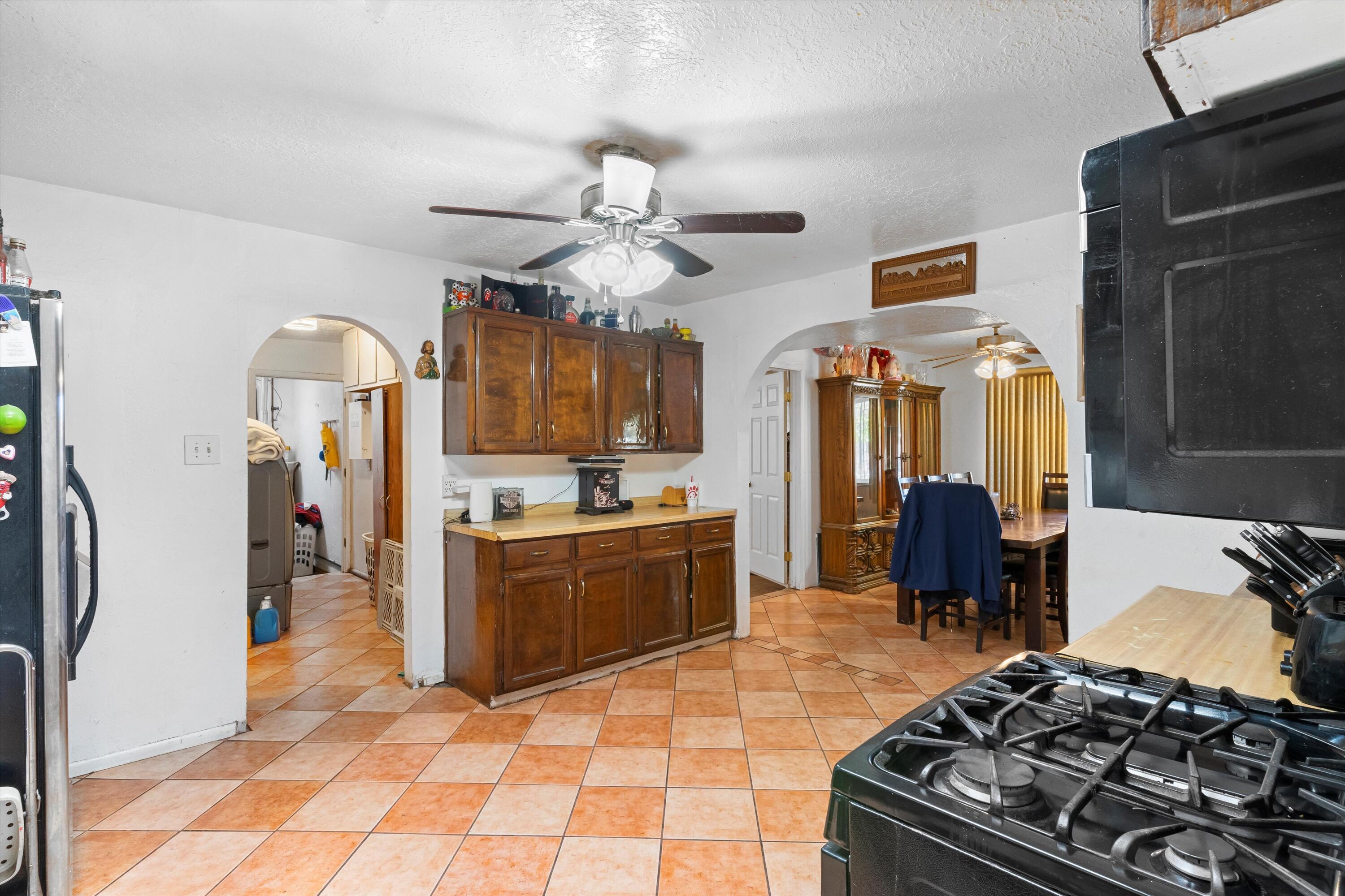 3732 Miller Circle NW