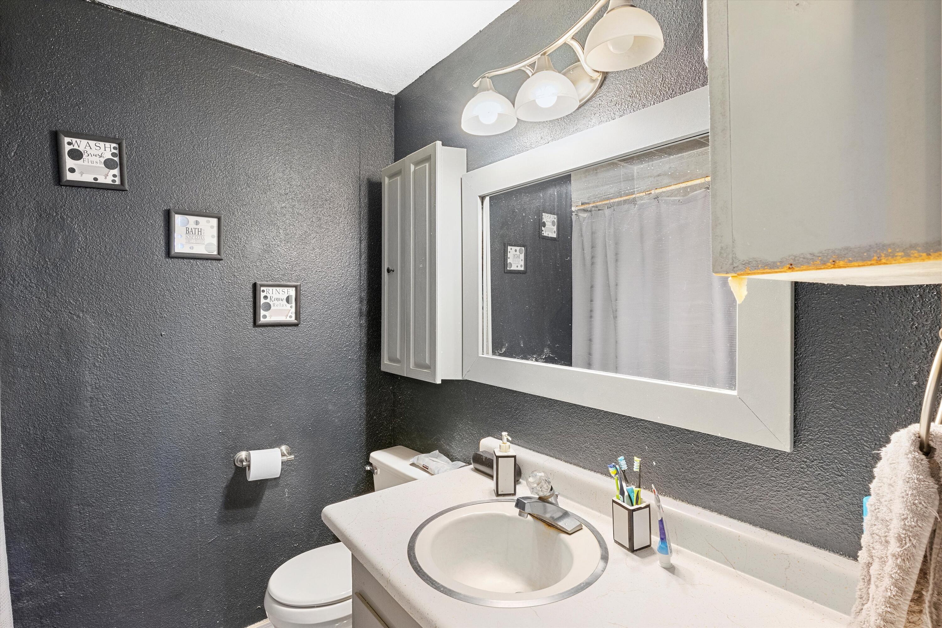 3732 Miller Circle NW