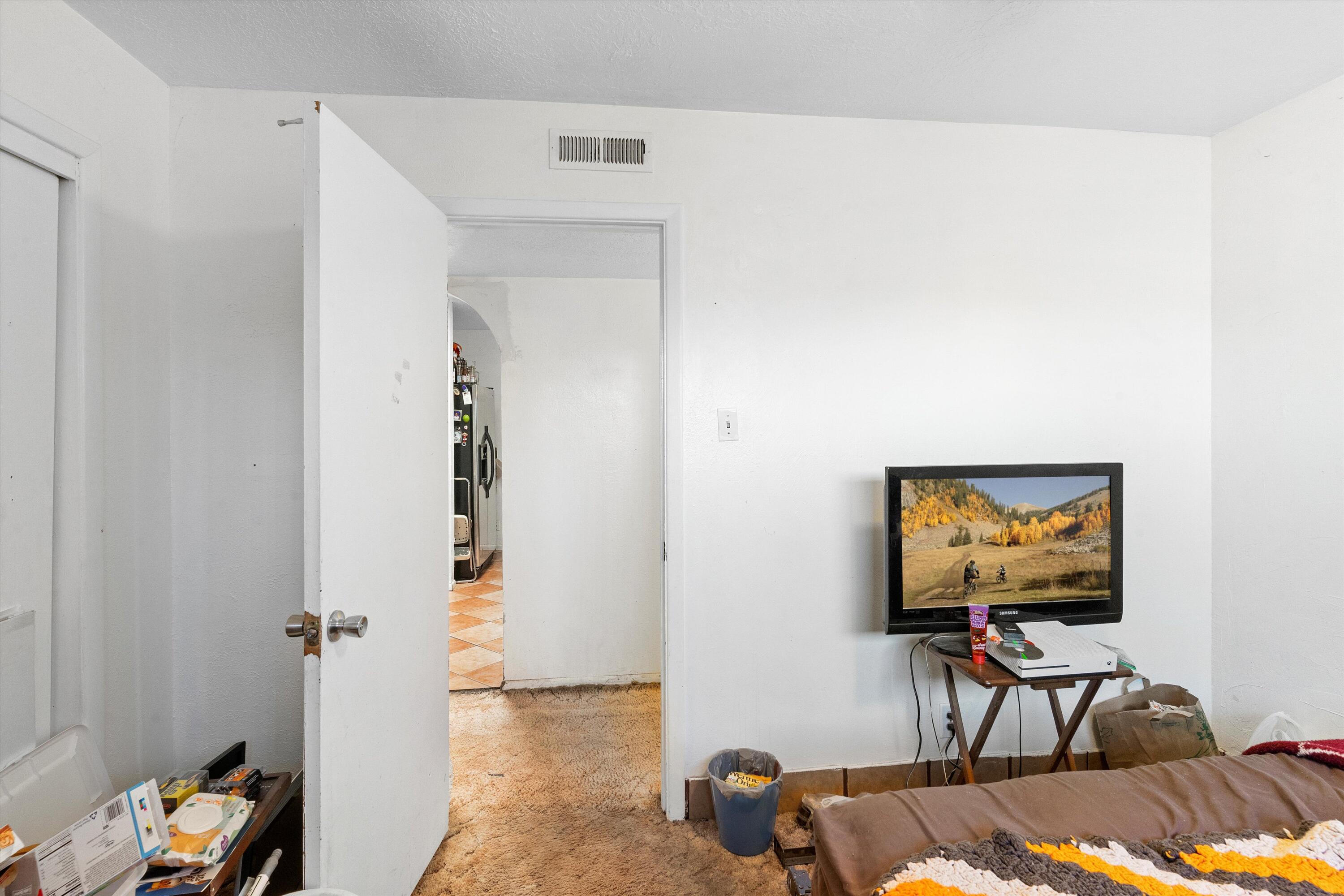 3732 Miller Circle NW