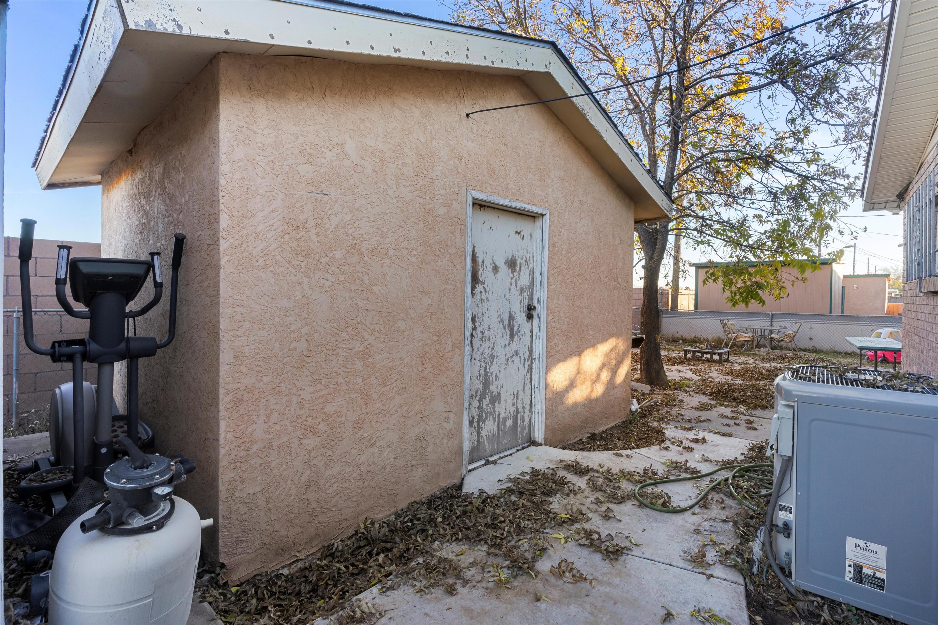 3732 Miller Circle NW