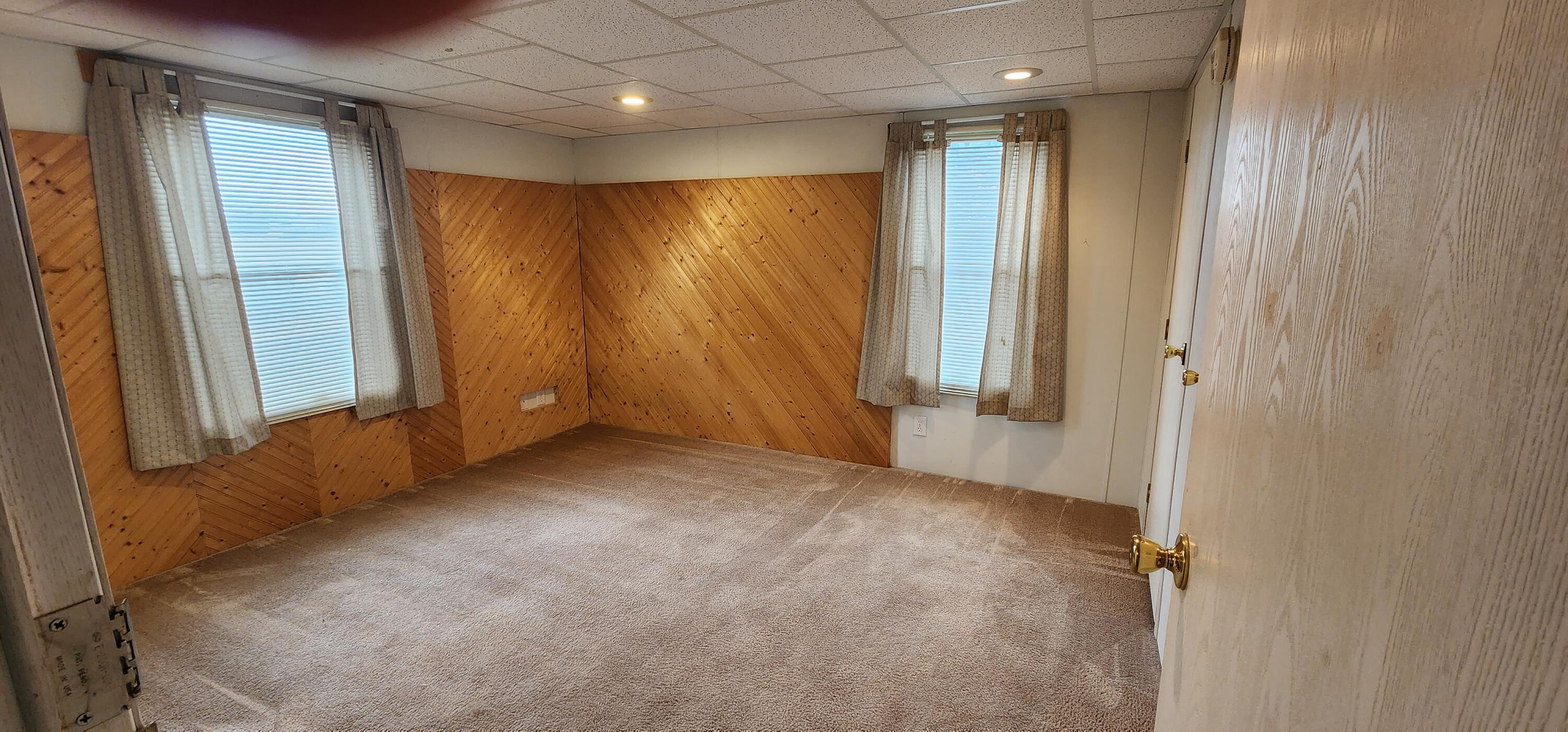 983 County Line Road