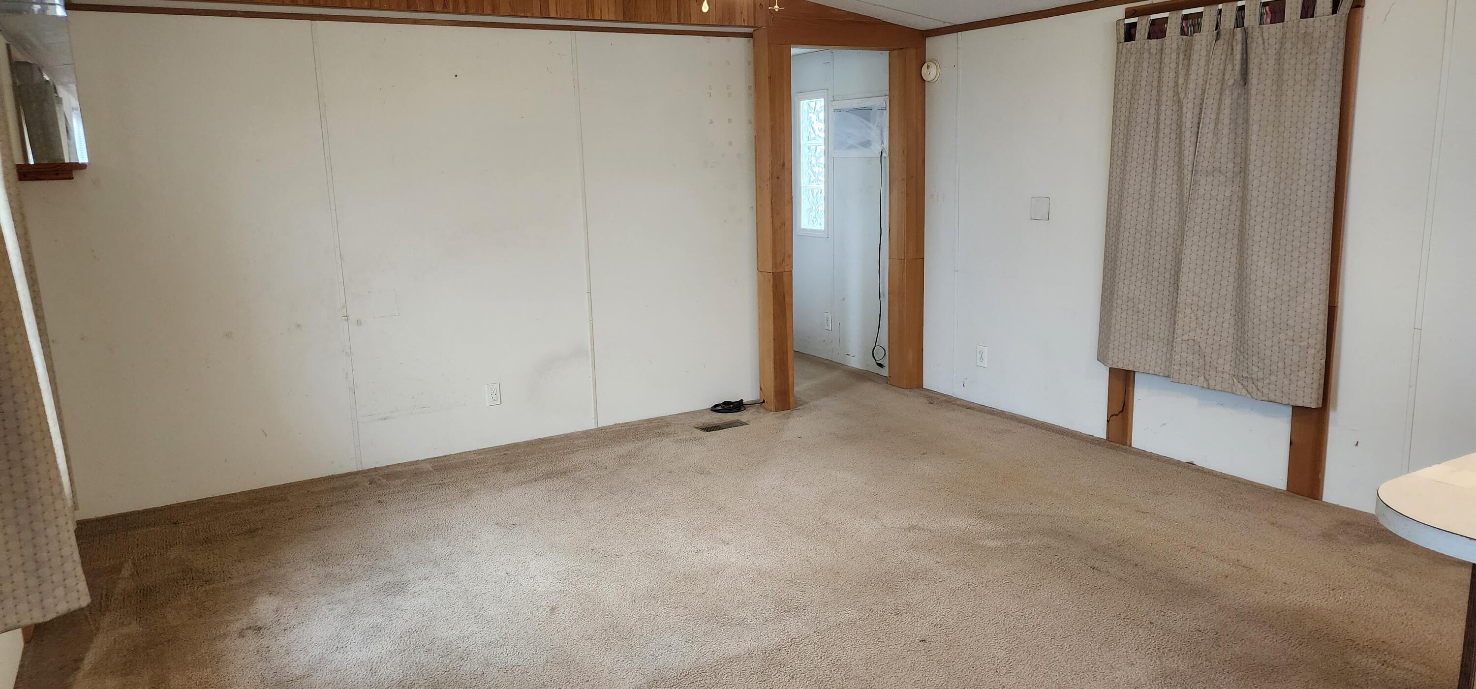 983 County Line Road