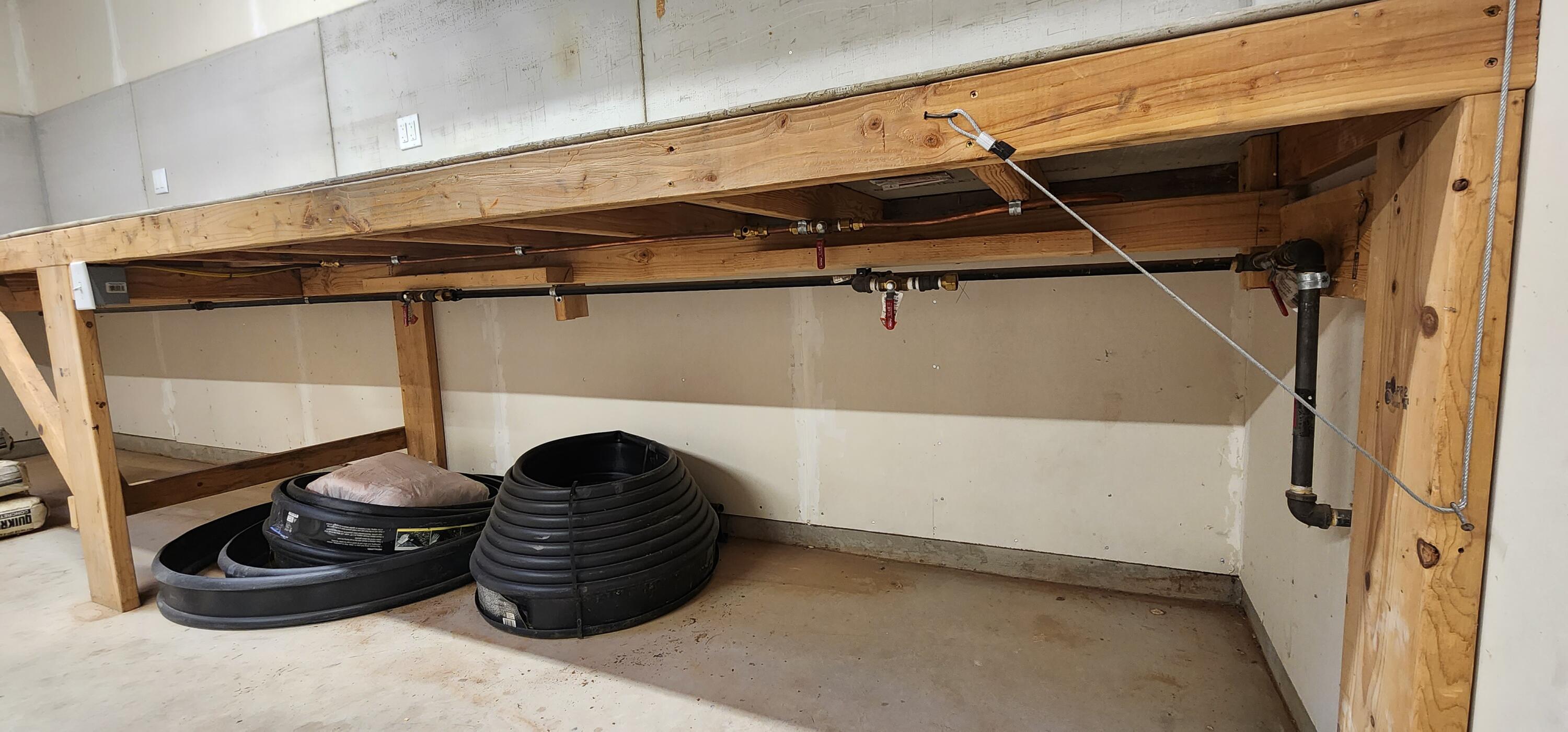 983 County Line Road