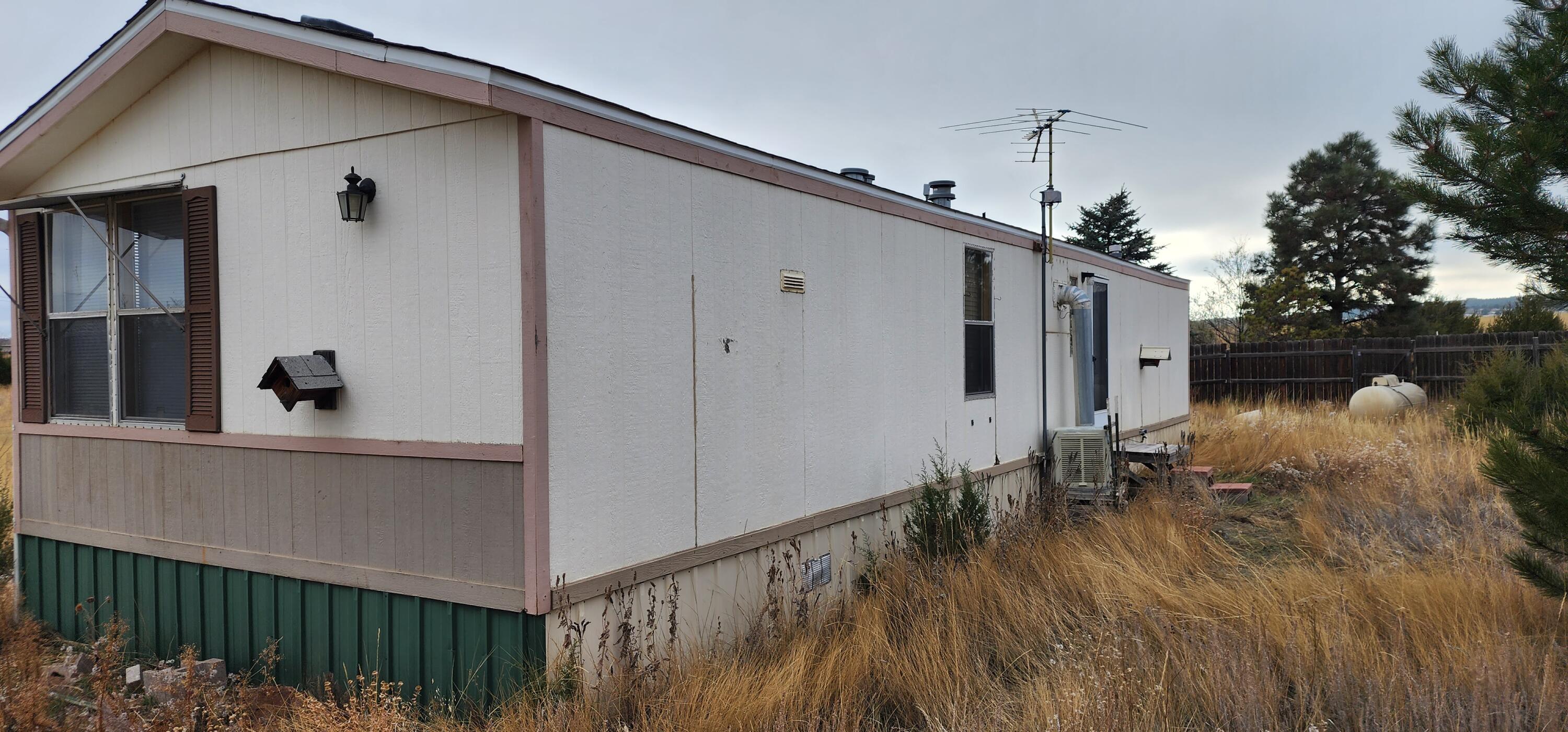 983 County Line Road