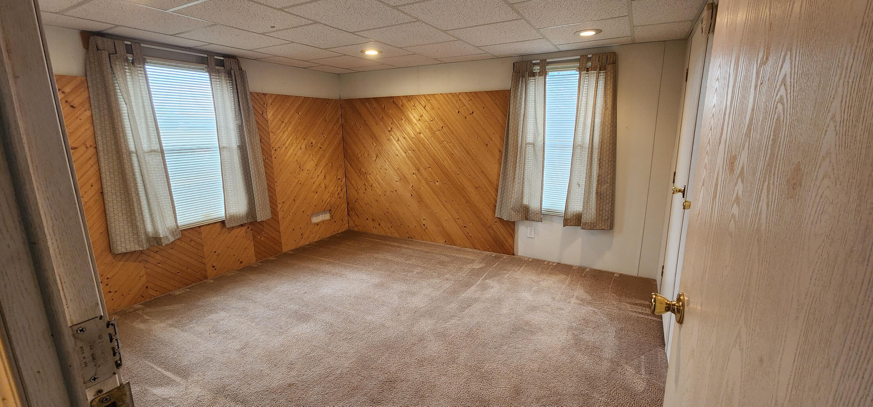 983 County Line Road