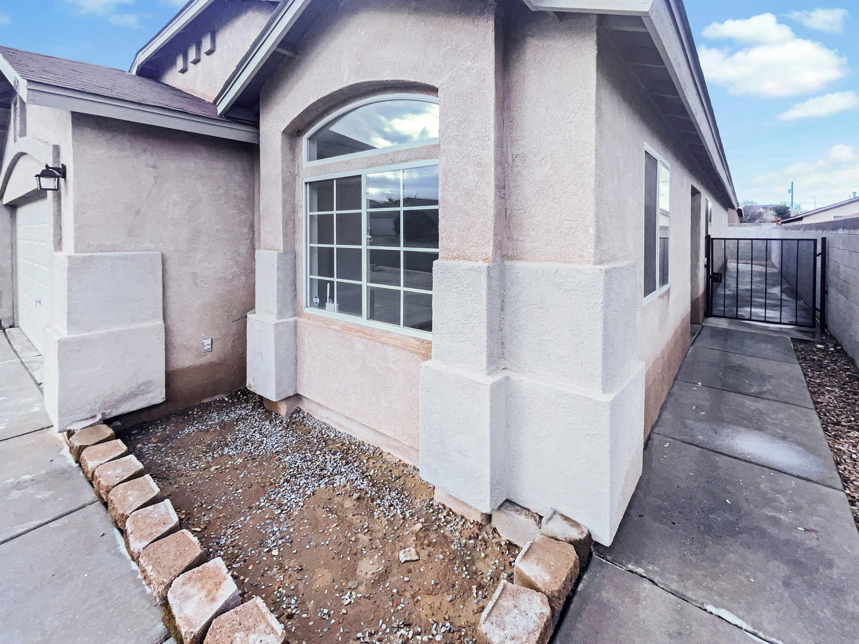 6123 Canis Avenue NW