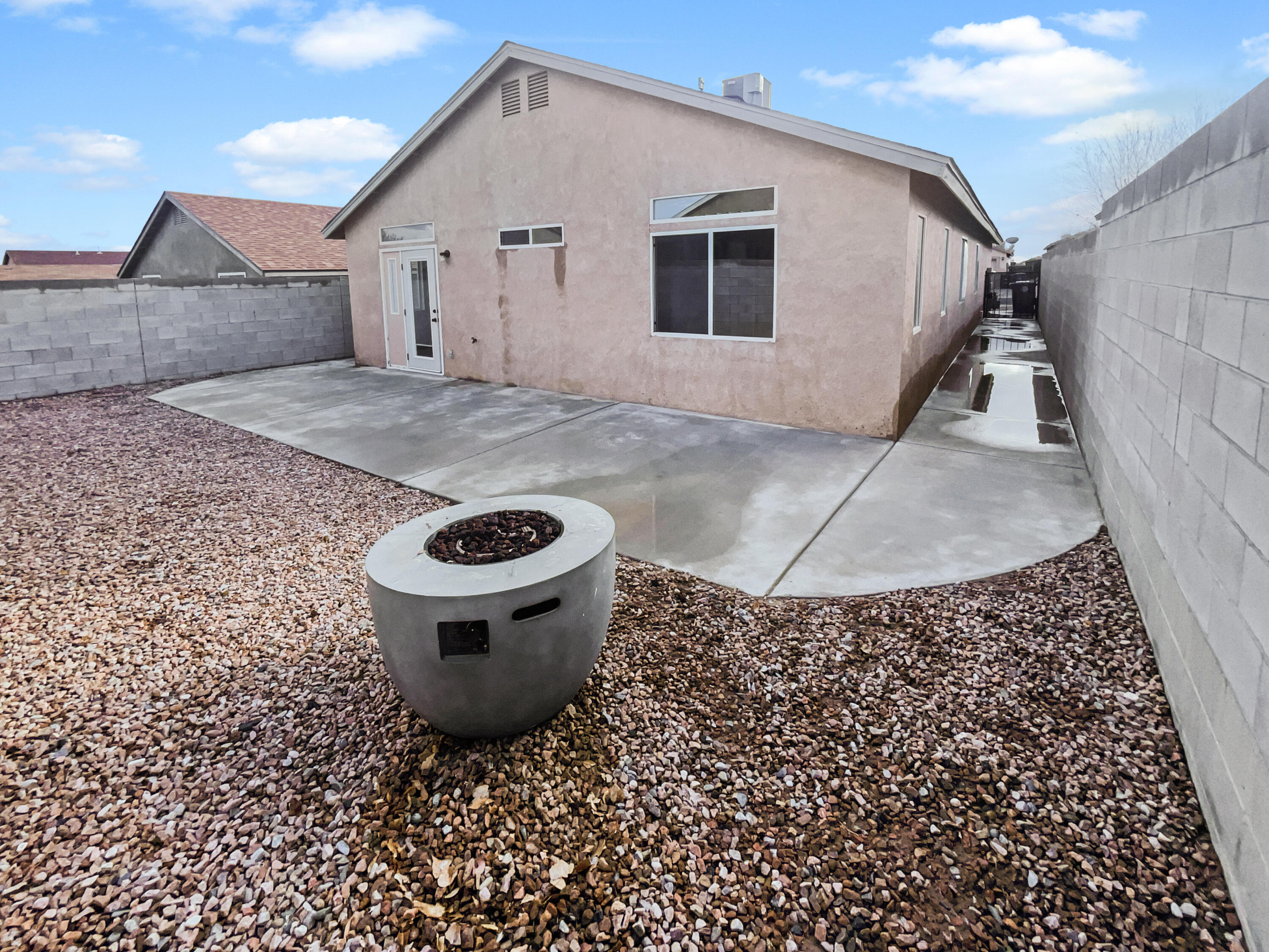 6123 Canis Avenue NW