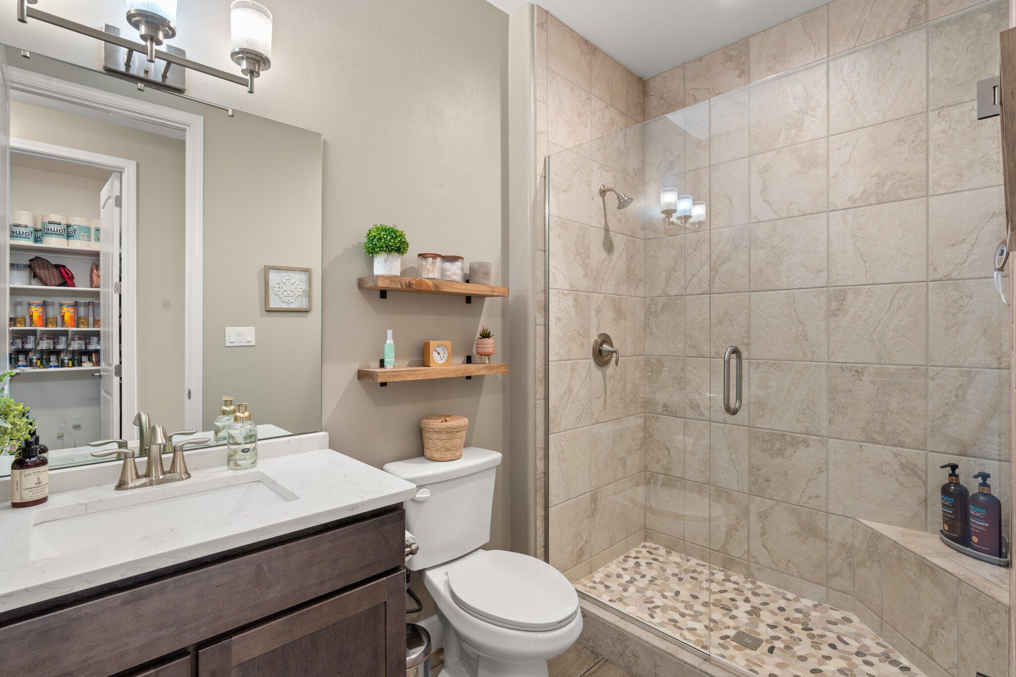 6009 Buckthorn Avenue NW