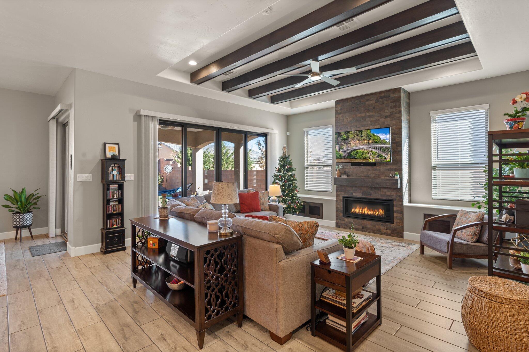 6009 Buckthorn Avenue NW