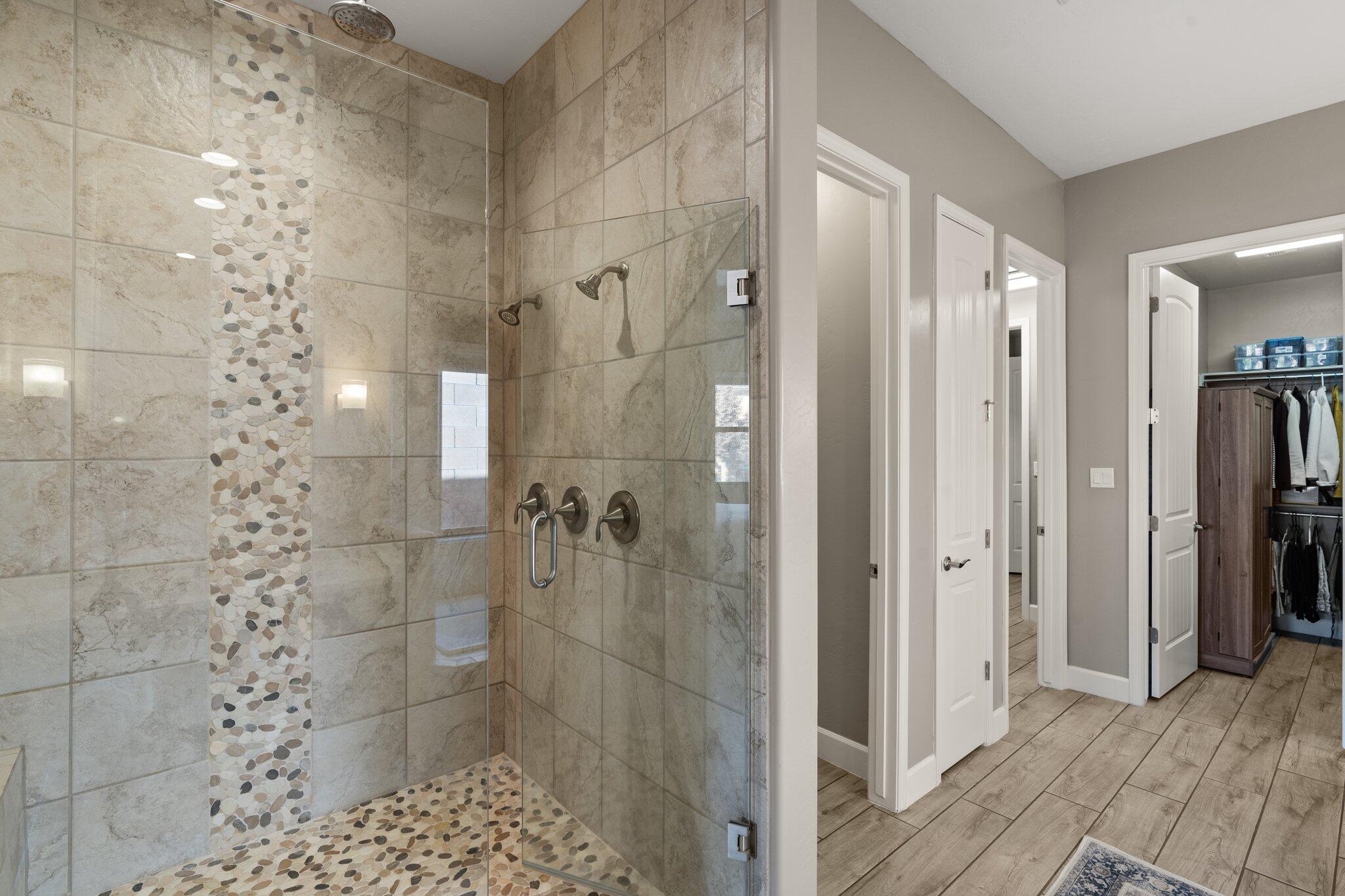 6009 Buckthorn Avenue NW