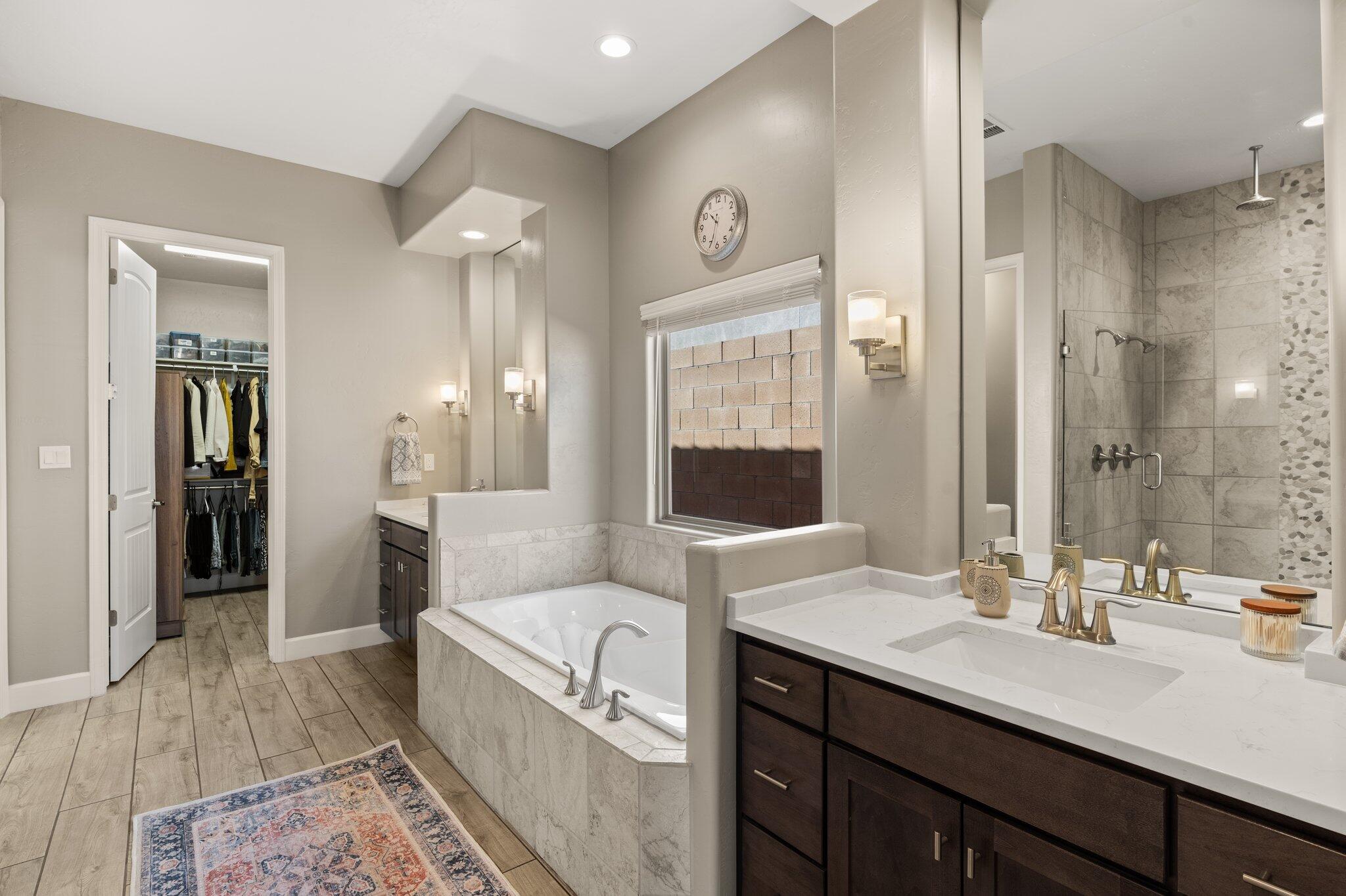 6009 Buckthorn Avenue NW