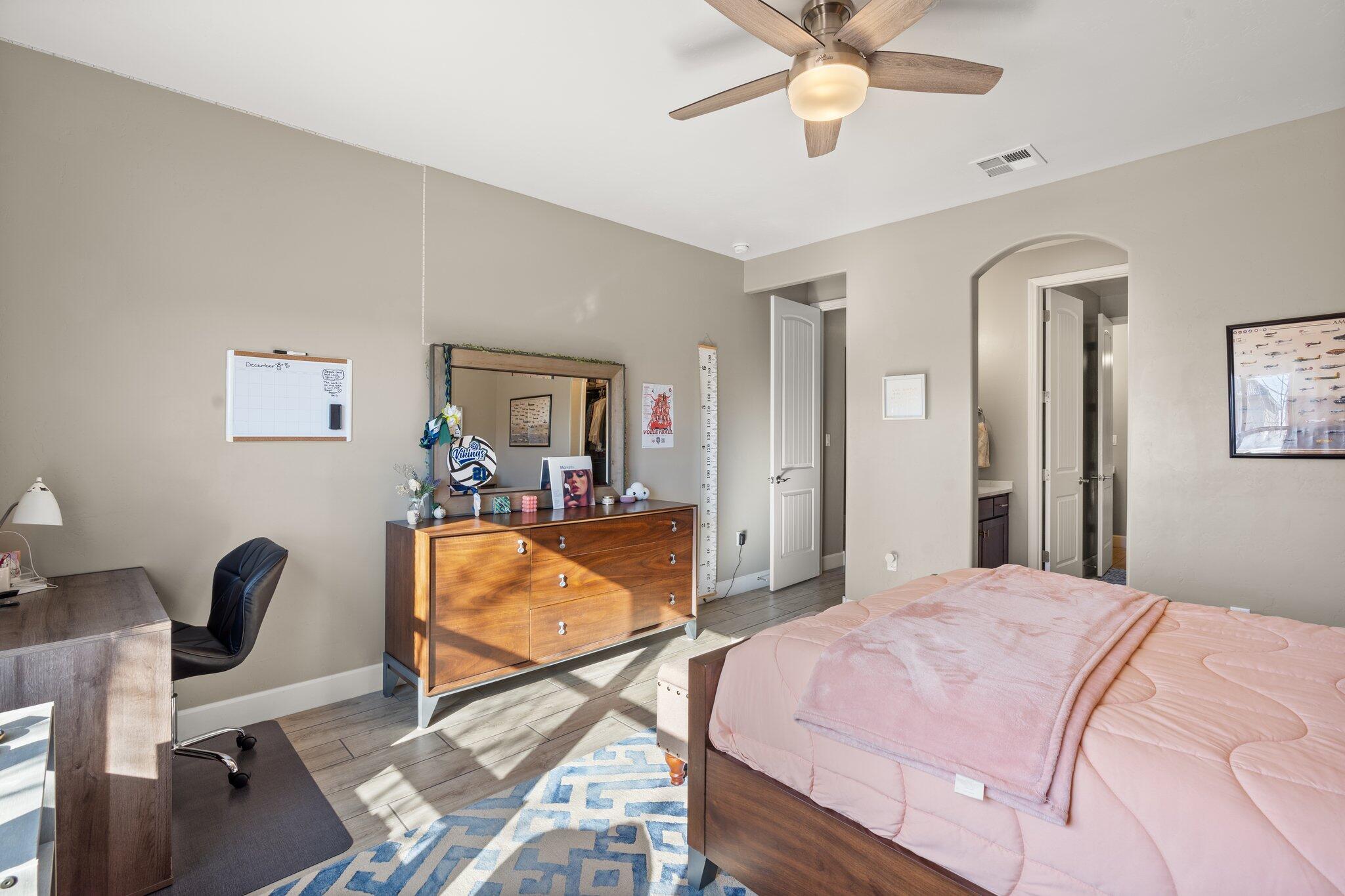 6009 Buckthorn Avenue NW