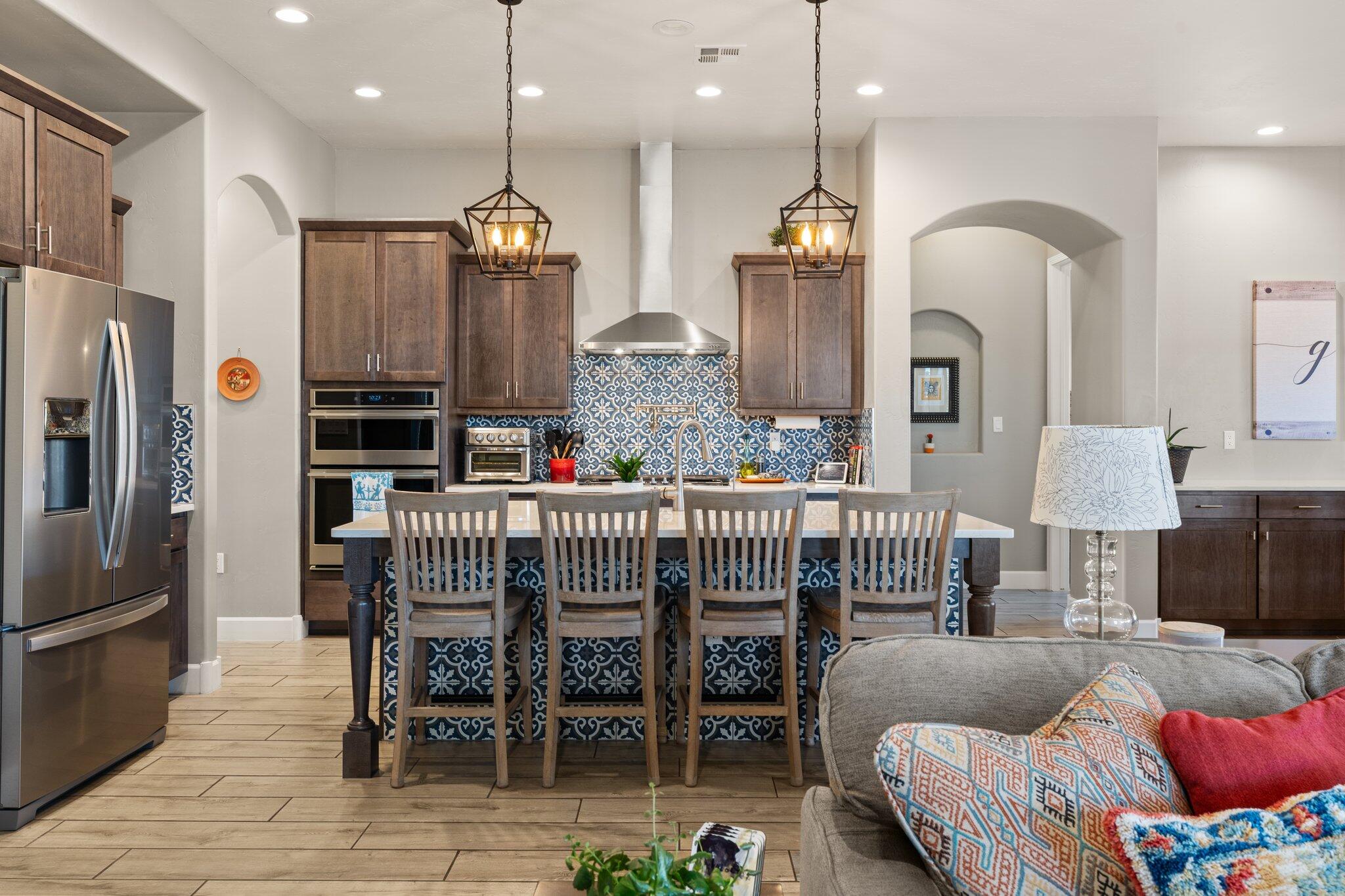 6009 Buckthorn Avenue NW