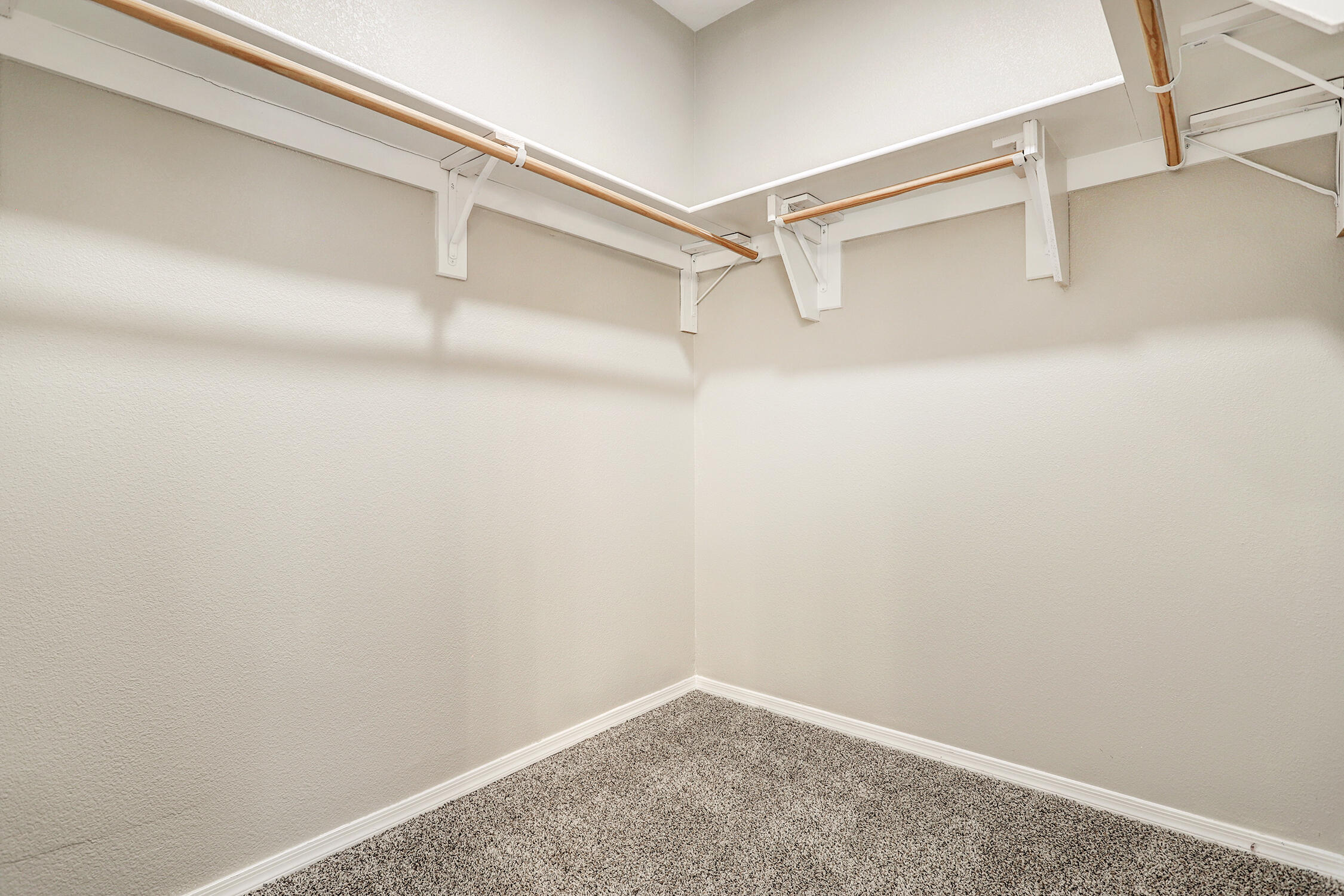 10732 Walnut Canyon Road SW