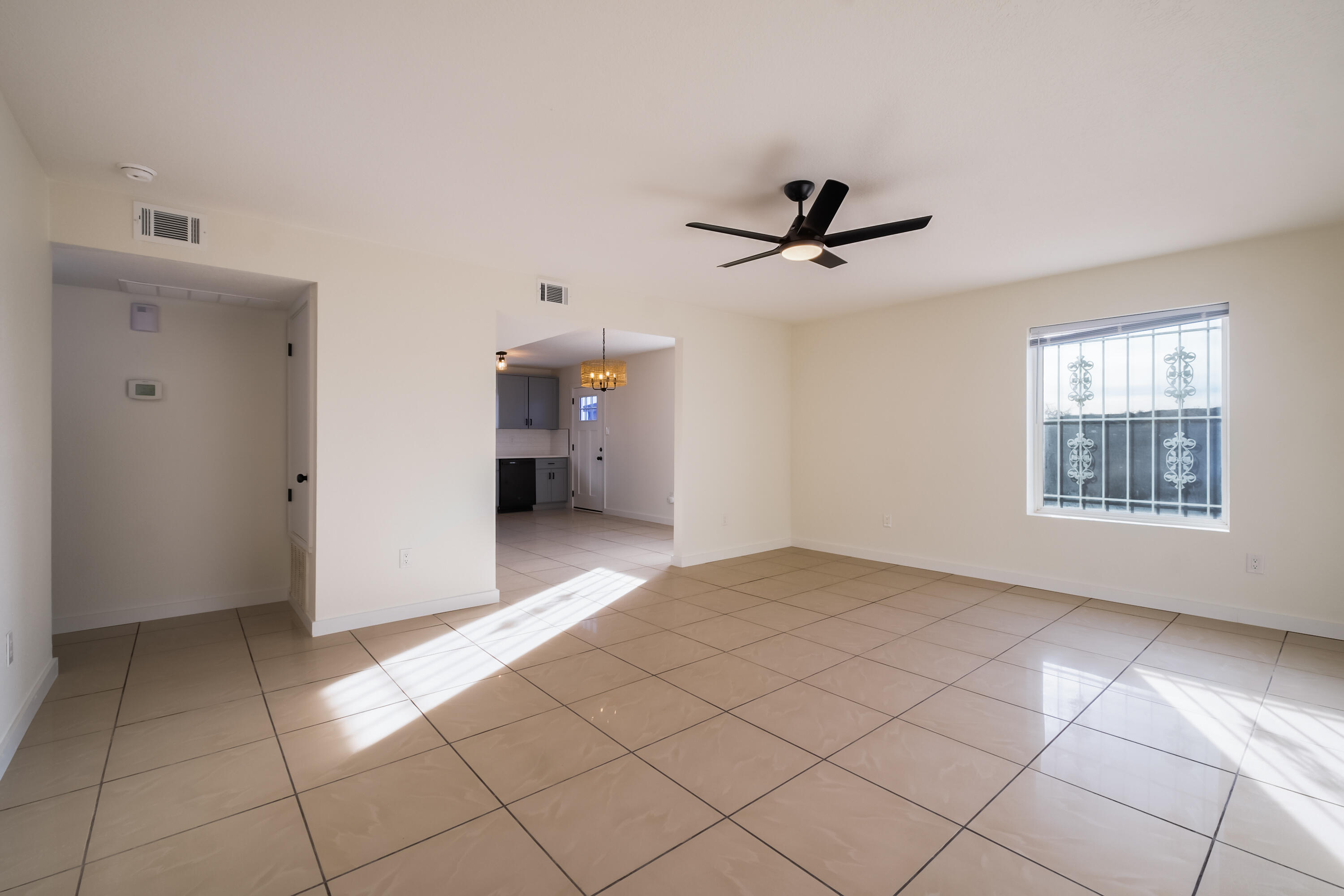 8748 Benavides Road SW