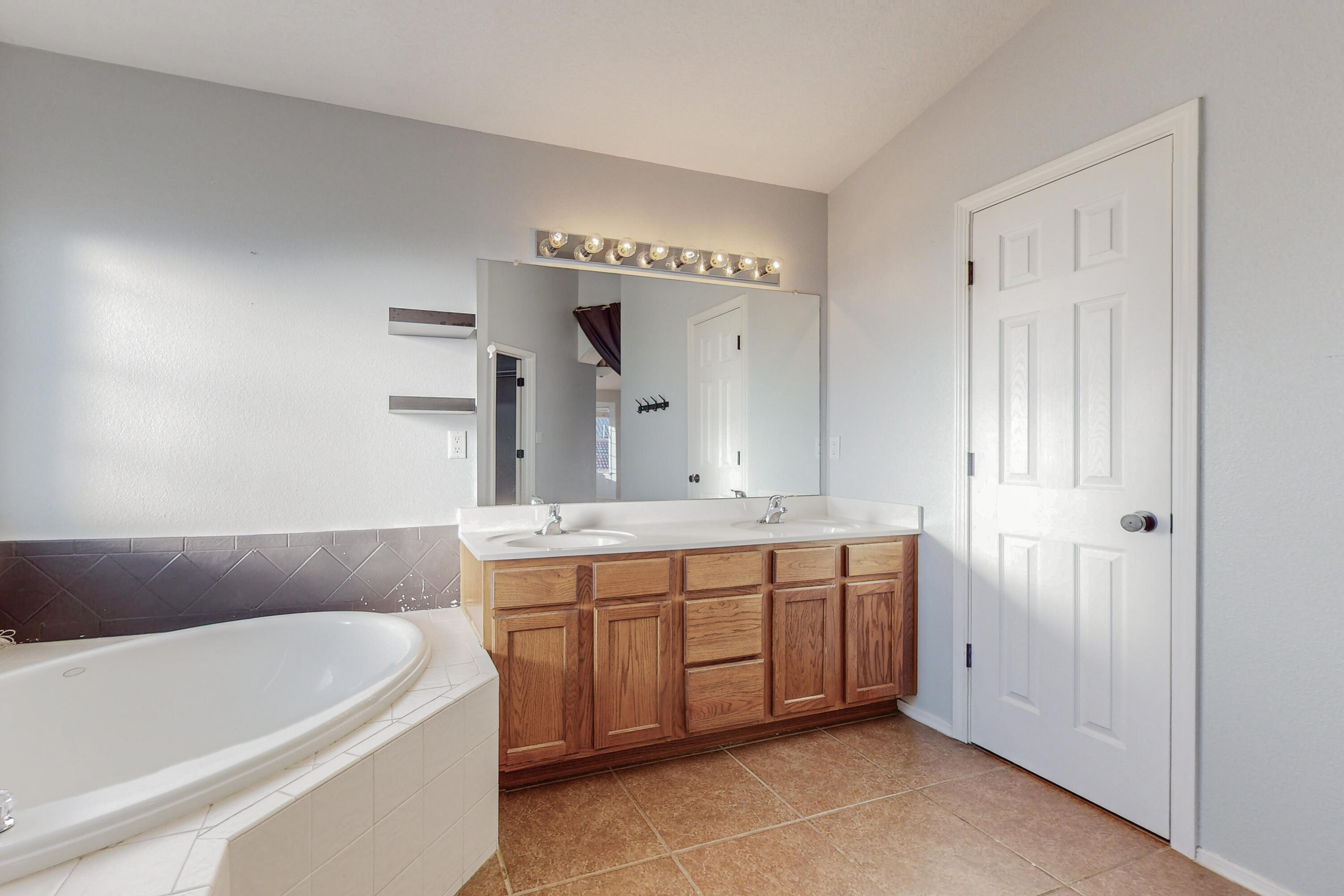 1835 Red Rum Court SE