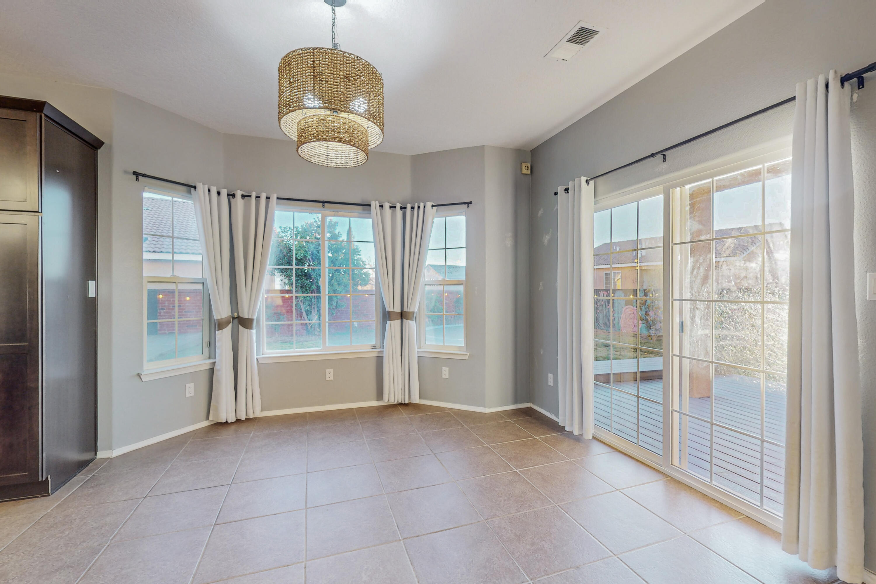 1835 Red Rum Court SE