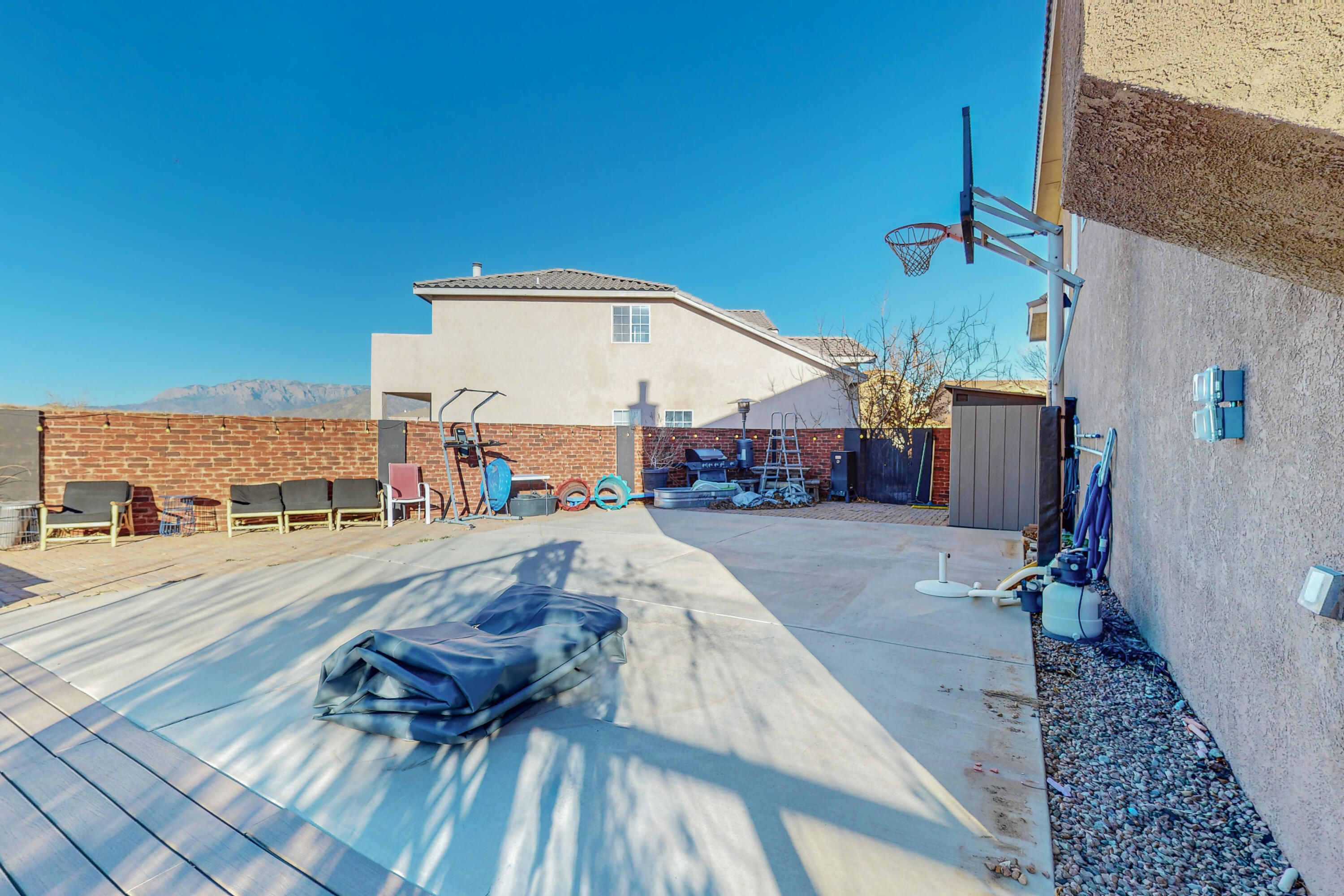 1835 Red Rum Court SE