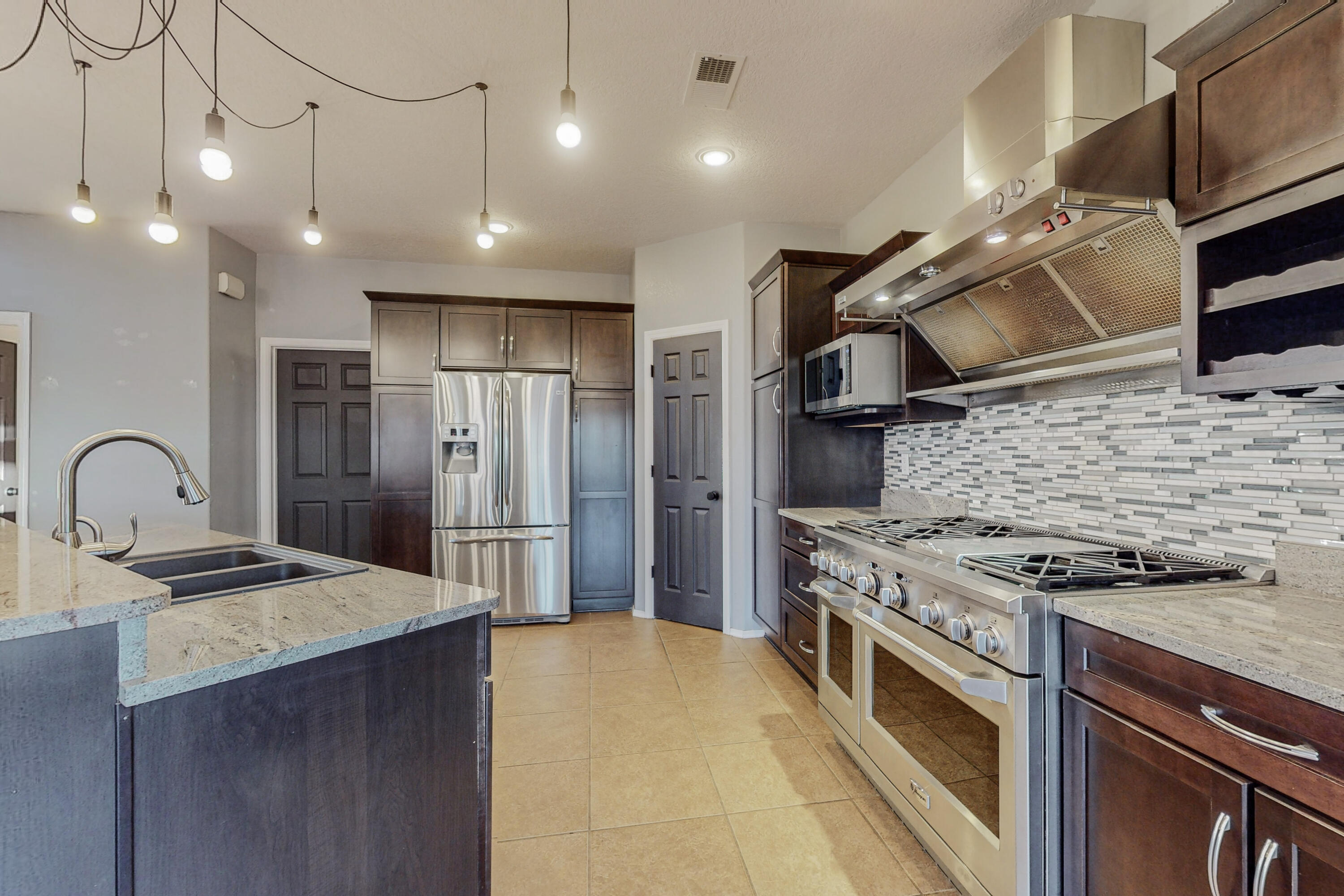 1835 Red Rum Court SE