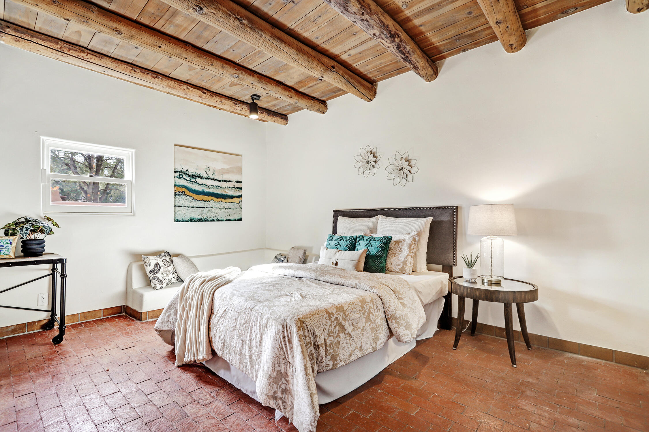 6508 Caballero Parkway NW