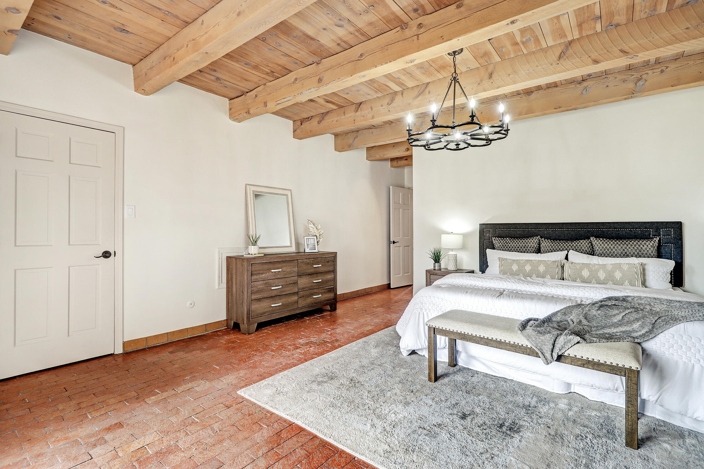 6508 Caballero Parkway NW