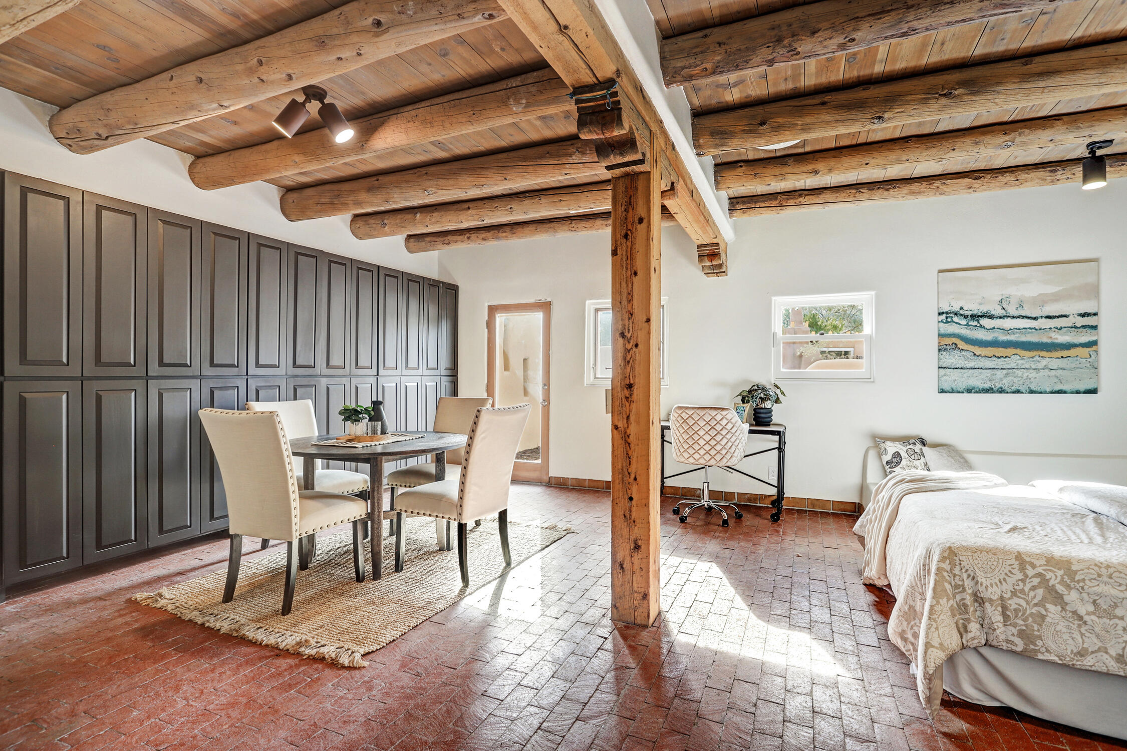 6508 Caballero Parkway NW