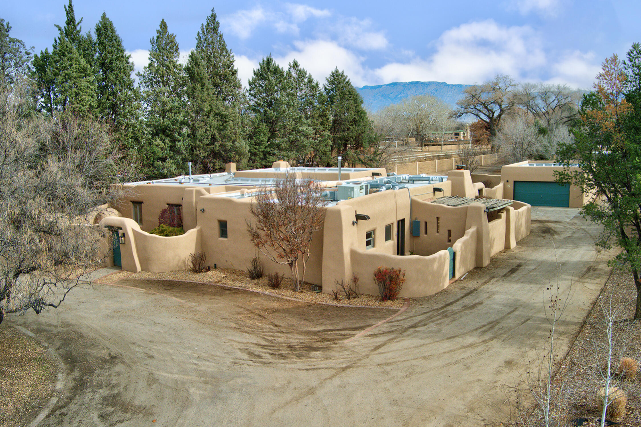 6508 Caballero Parkway NW