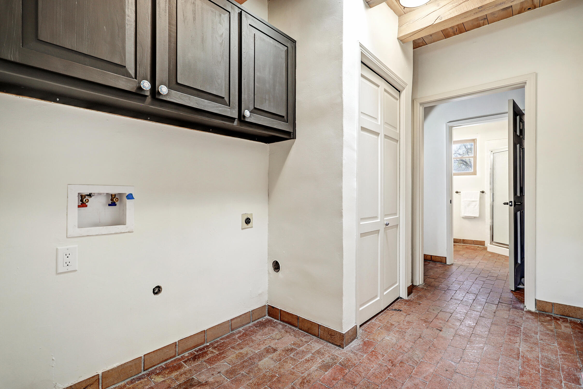 6508 Caballero Parkway NW