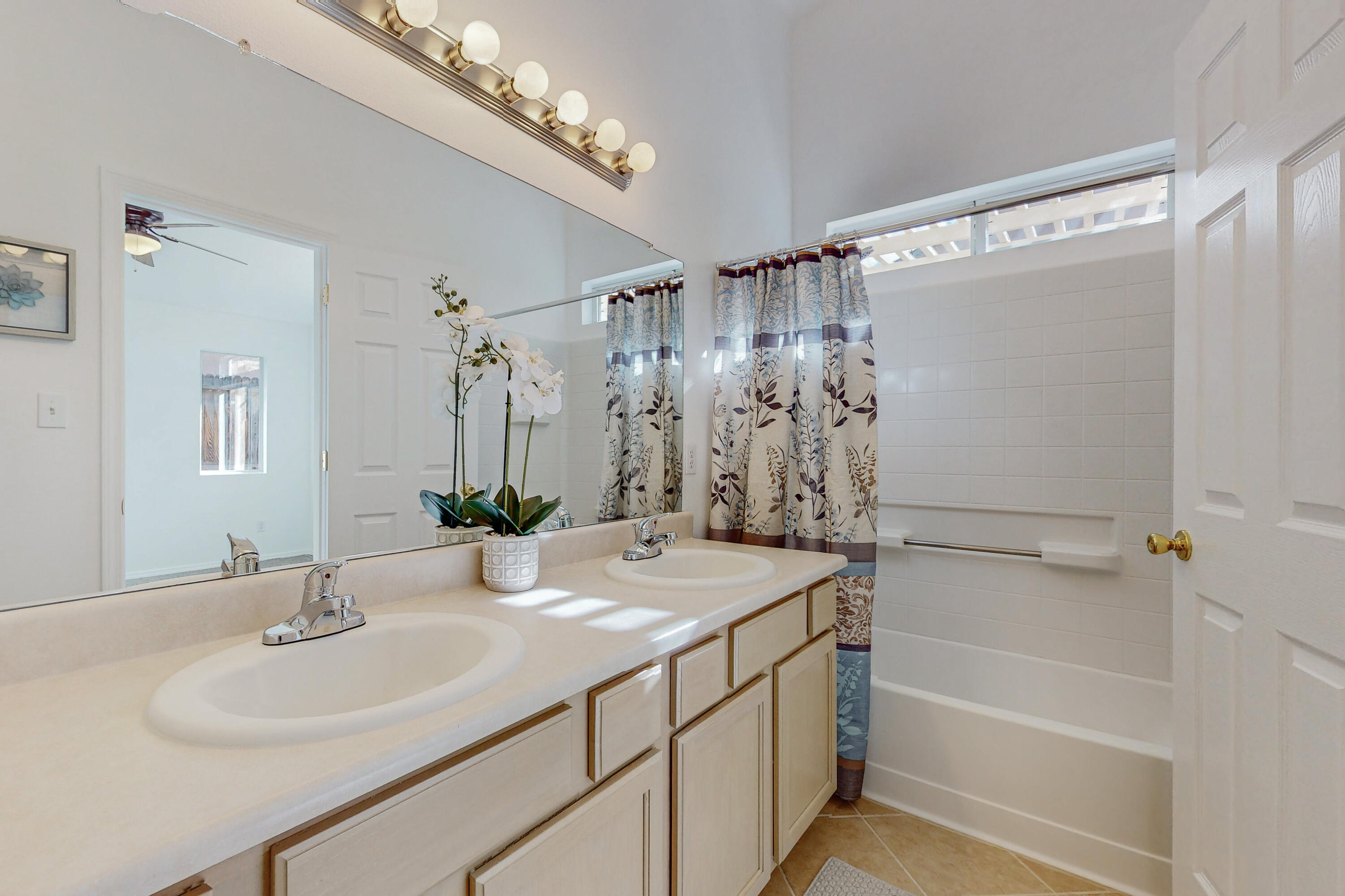 6028 Canis Avenue NW