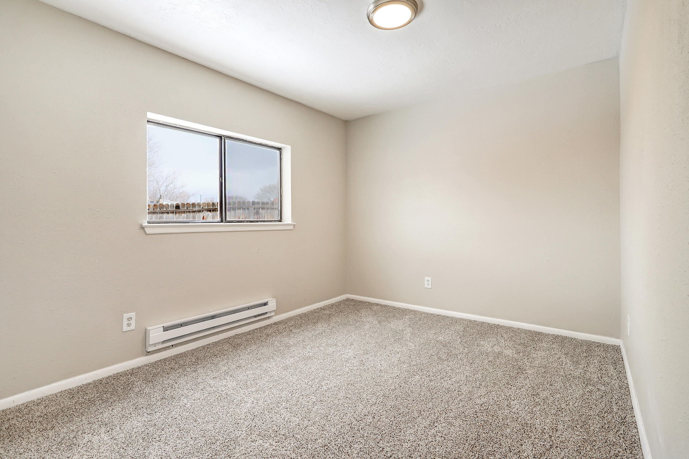 12925 Elyse Place SE