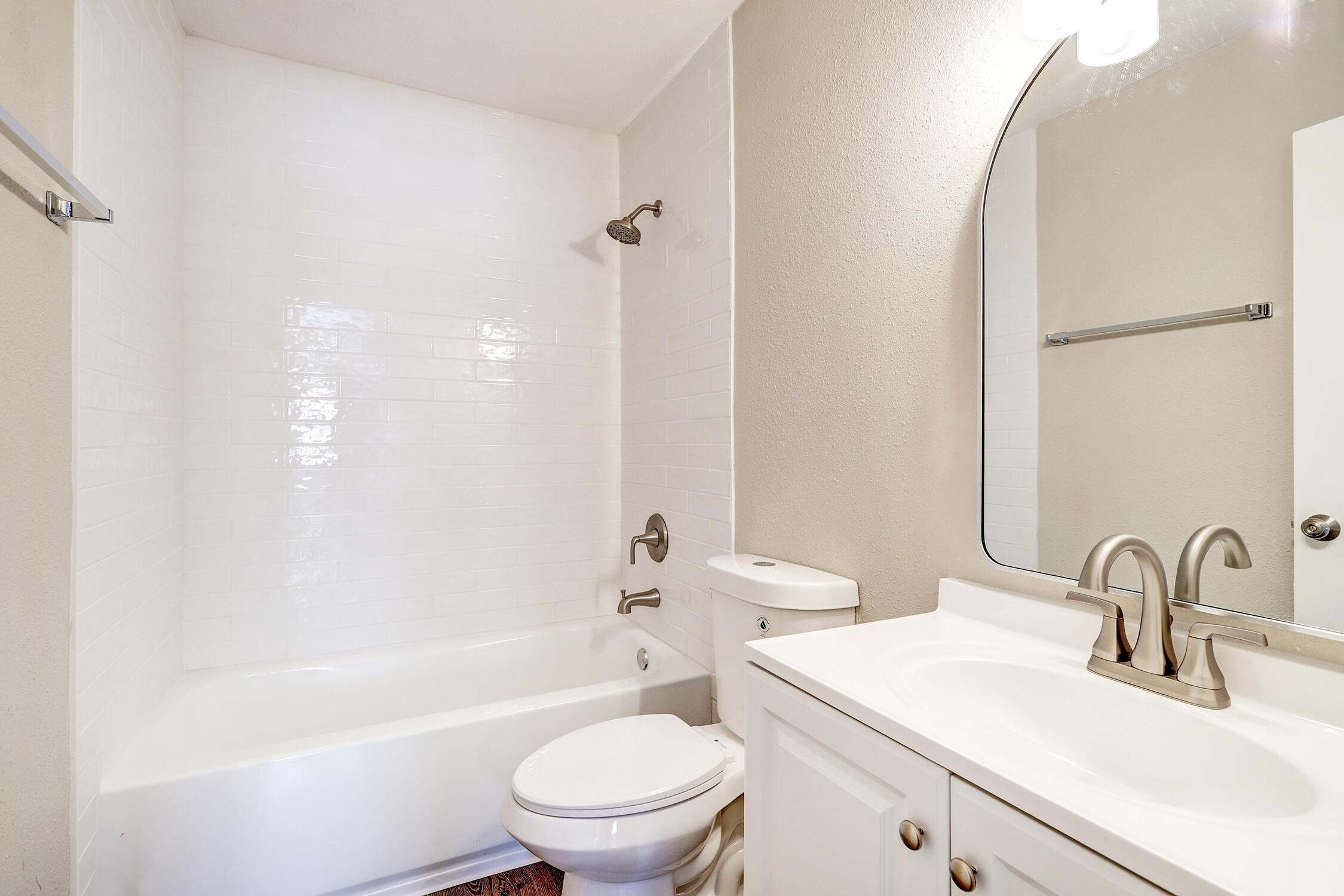 12925 Elyse Place SE