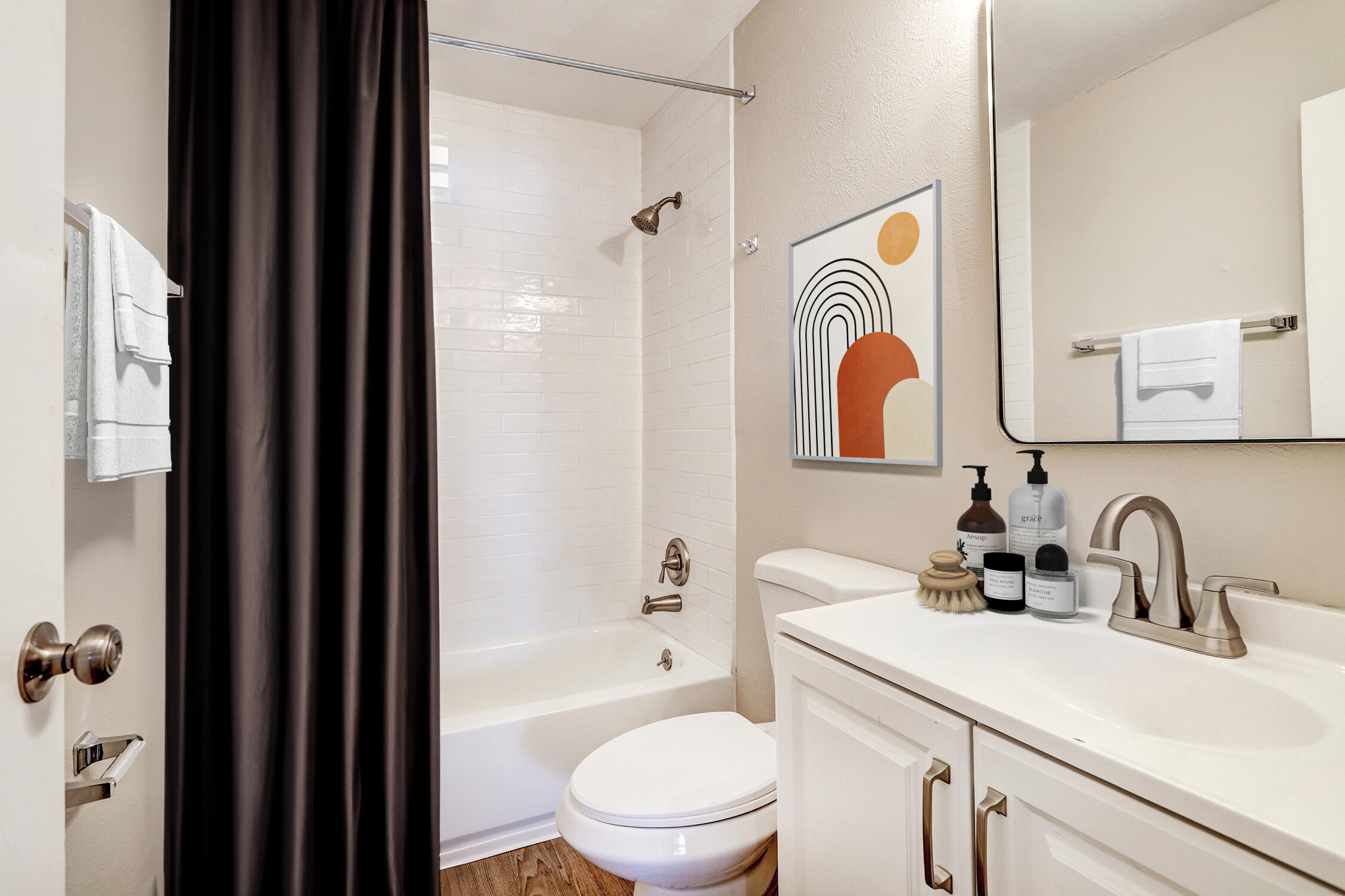 200 Zena Lona Street NE