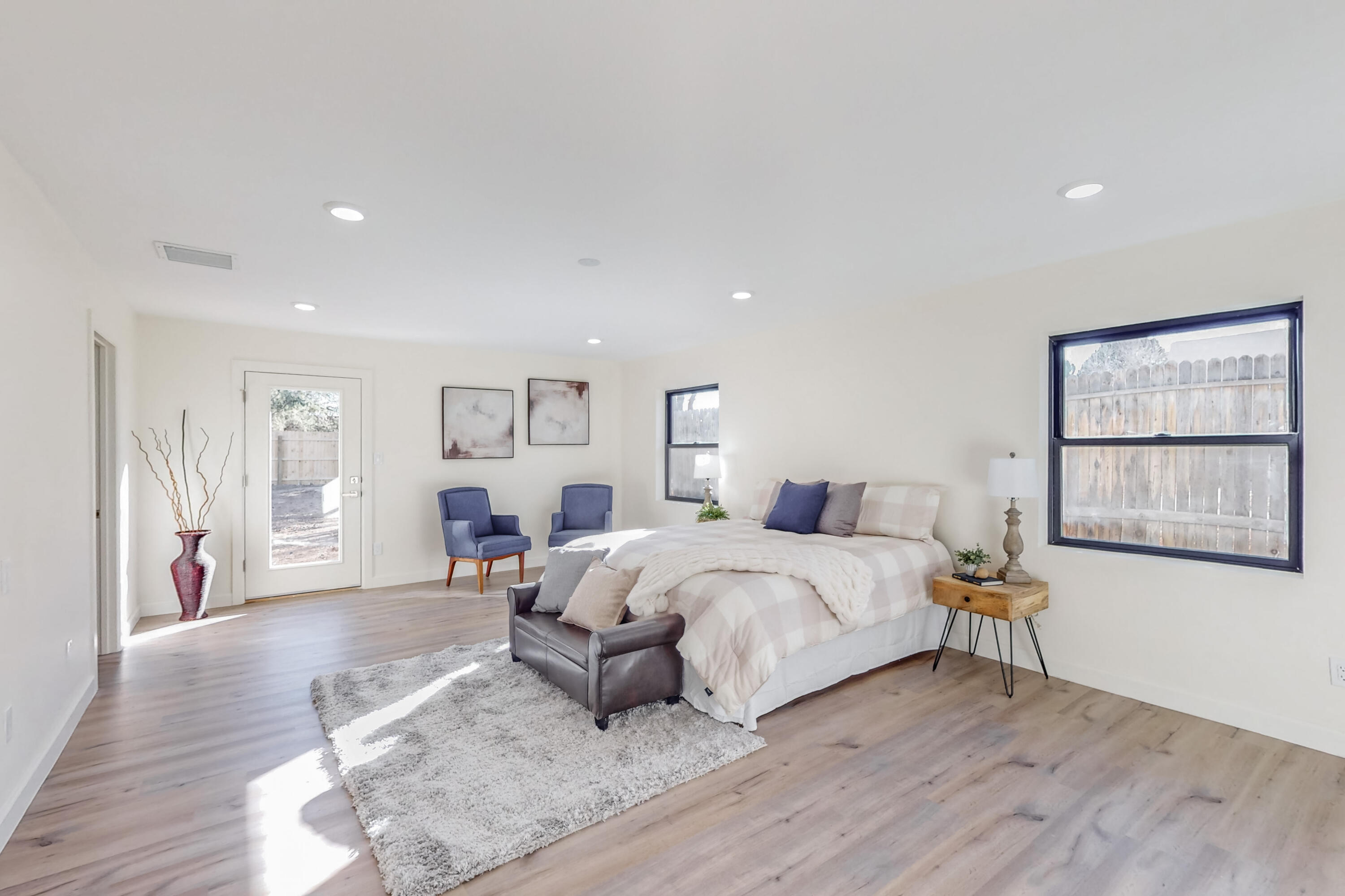 3914 St Andrews Drive SE