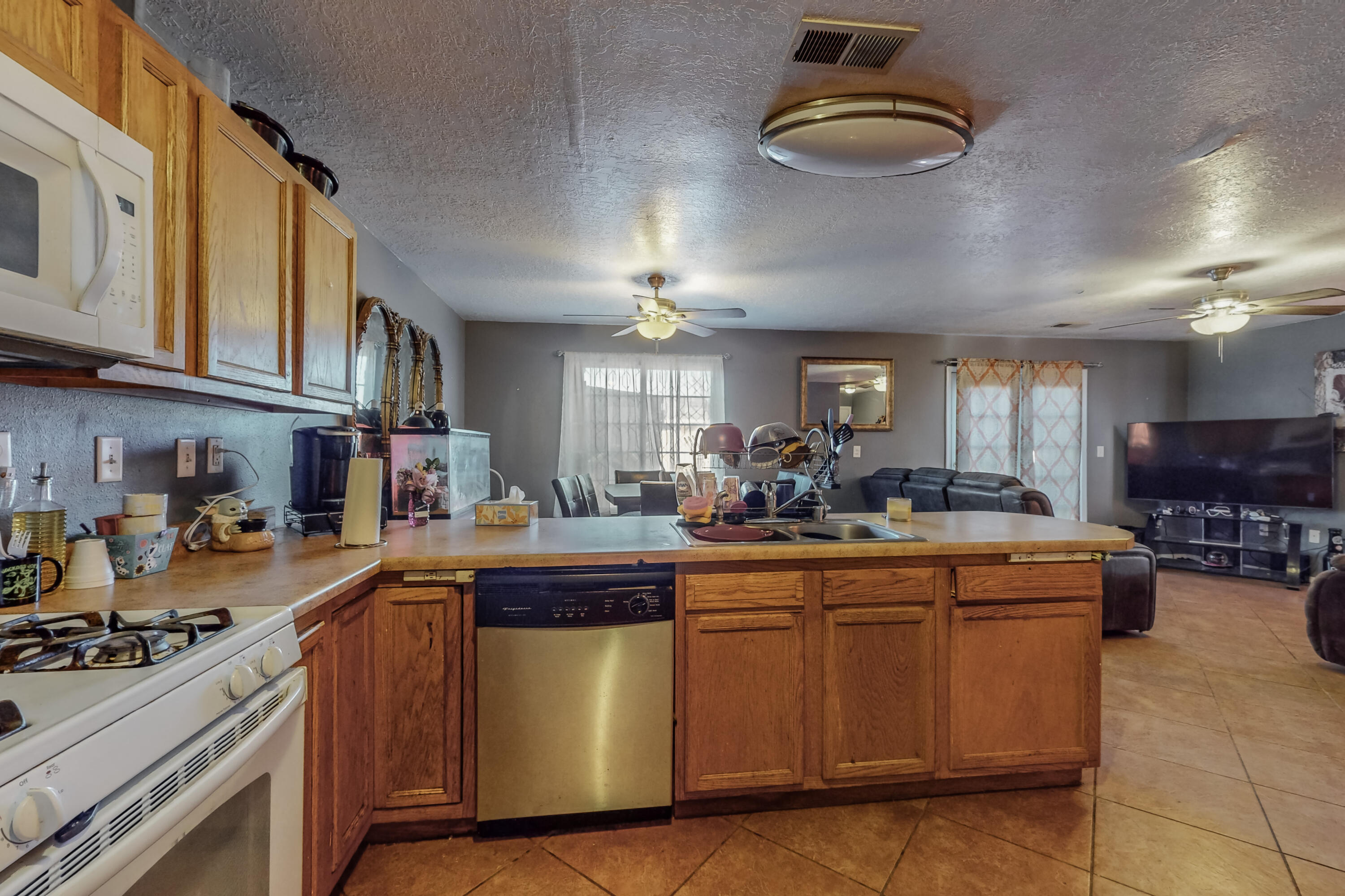 1511 Larkin Lane SW