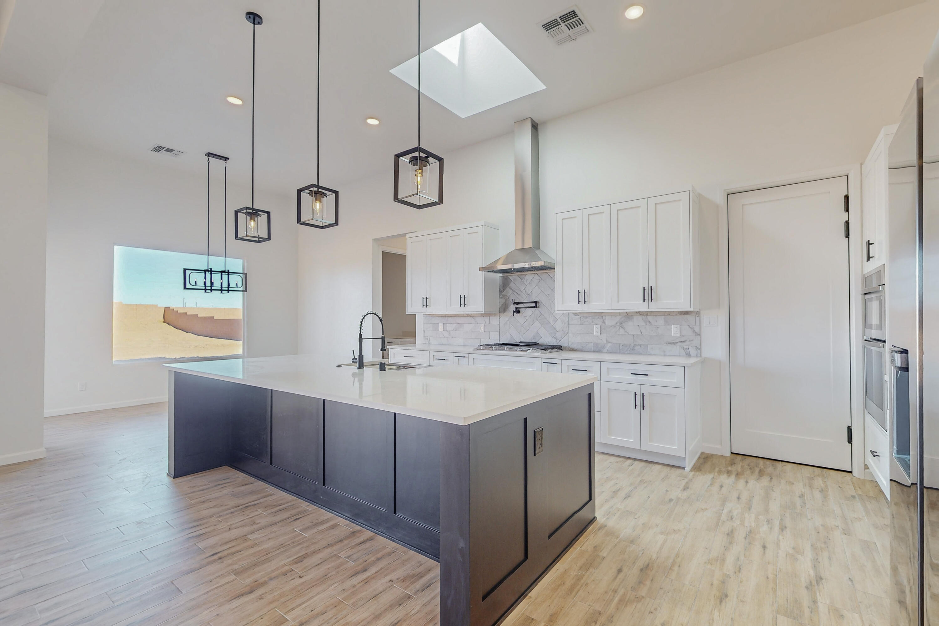 6713 Nacelle Road NE