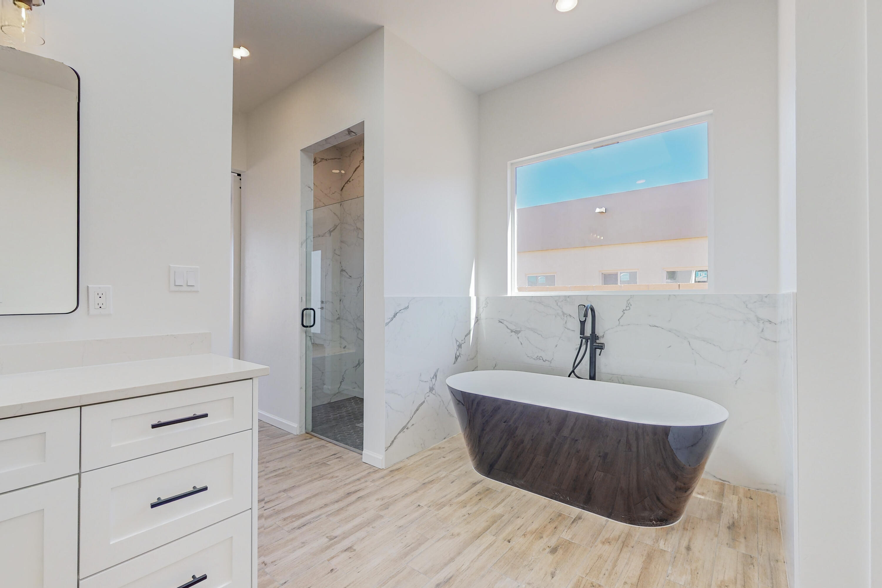 6713 Nacelle Road NE