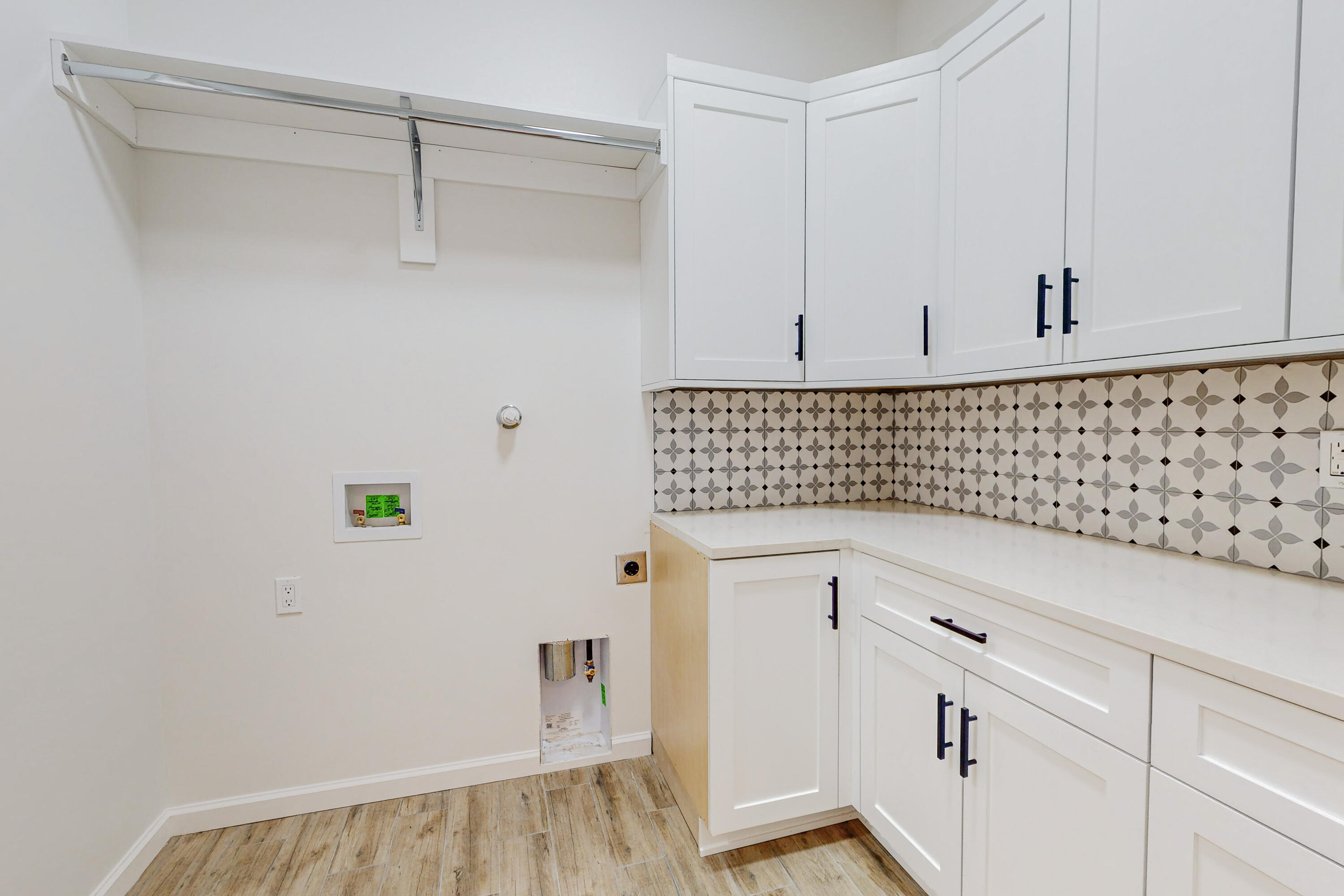 6713 Nacelle Road NE